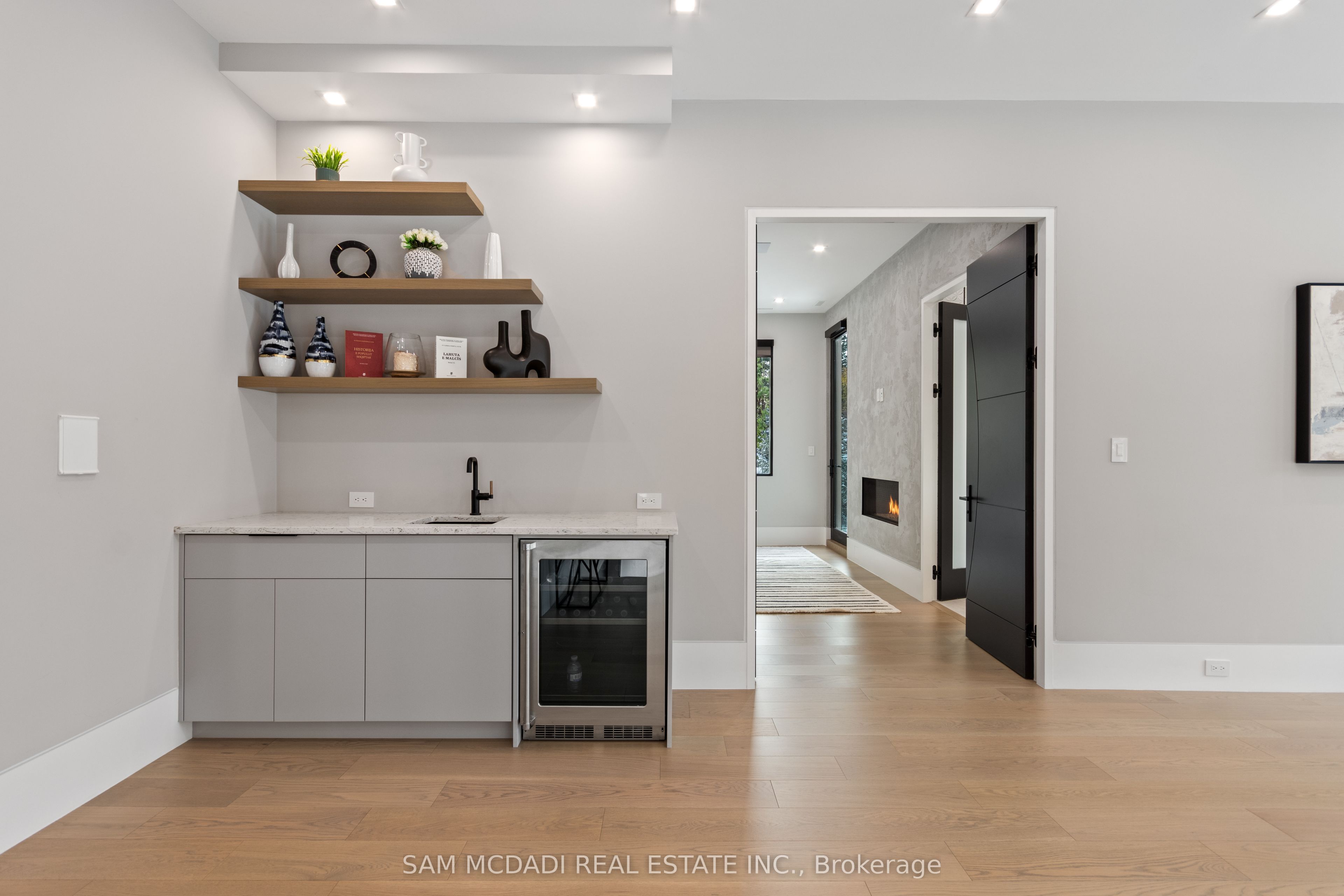 112 Elton Park Road Property Photo 14