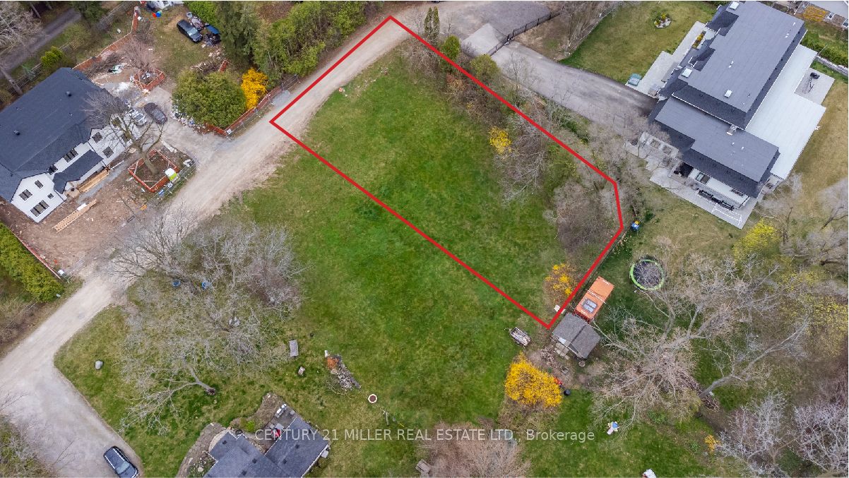 1068 Sixth Line Property Photo 1