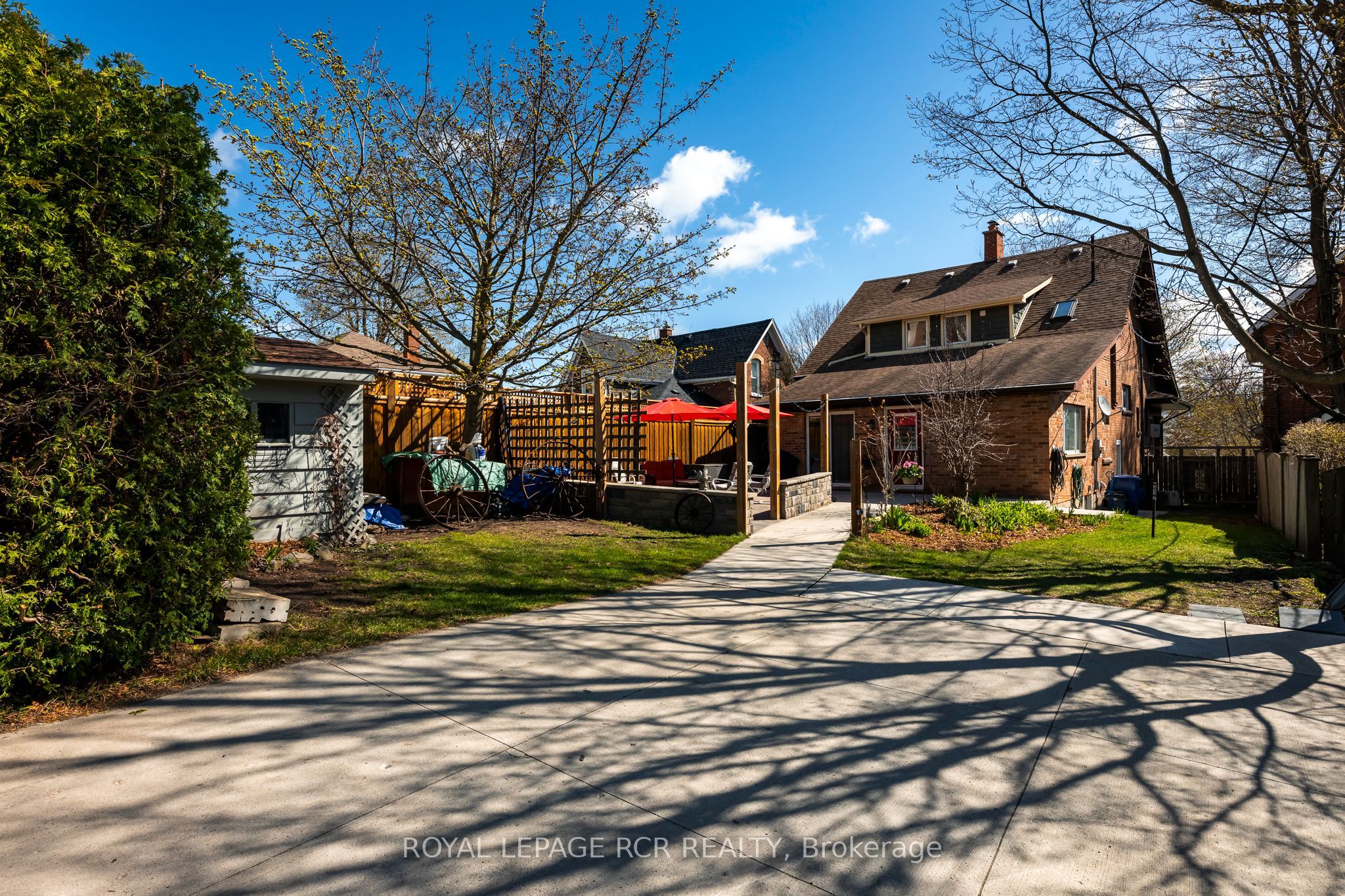 42 First Street Property Photo 7