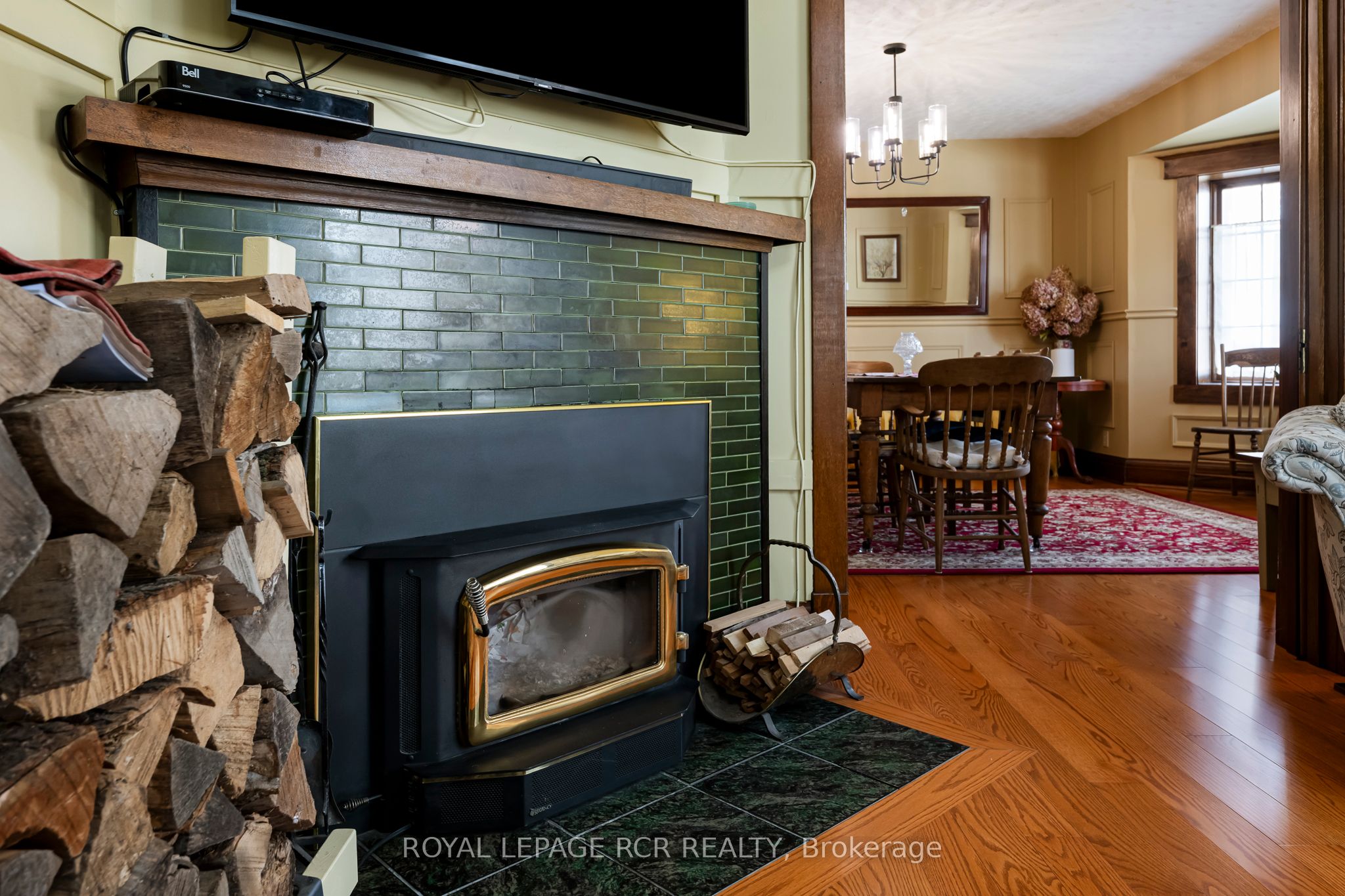 42 First Street Property Photo 24