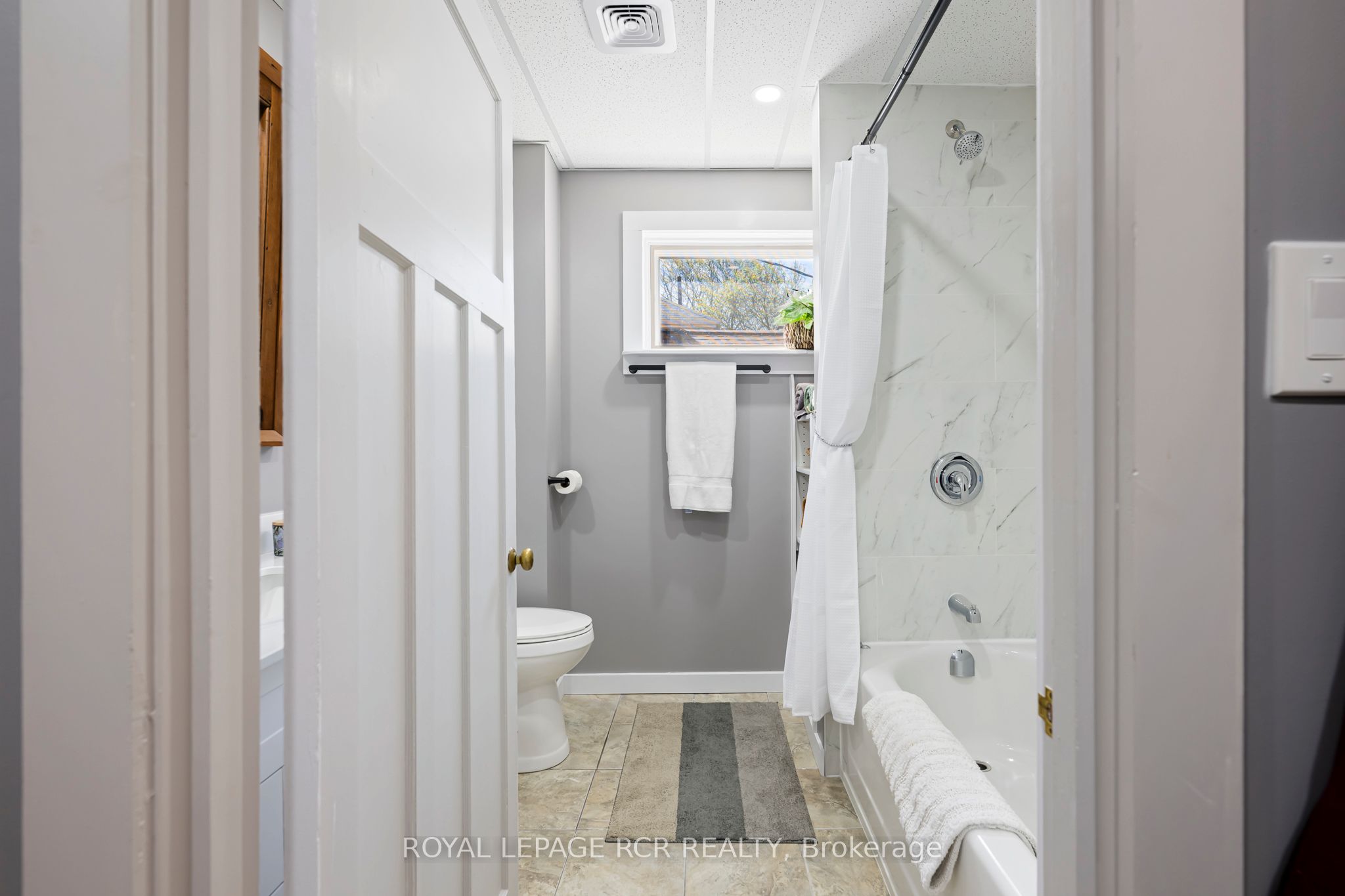 42 First Street Property Photo 27