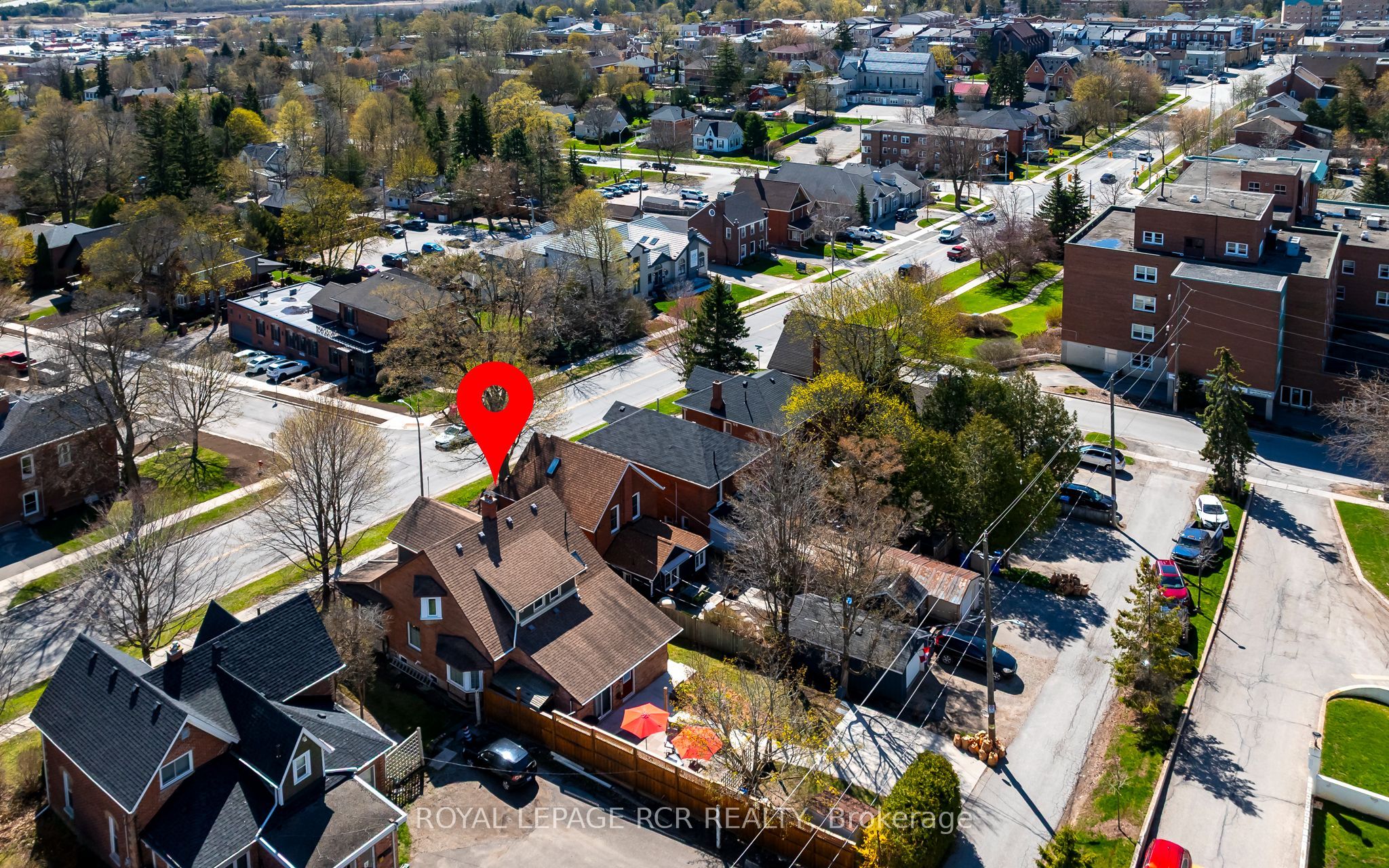 42 First Street Property Photo 46