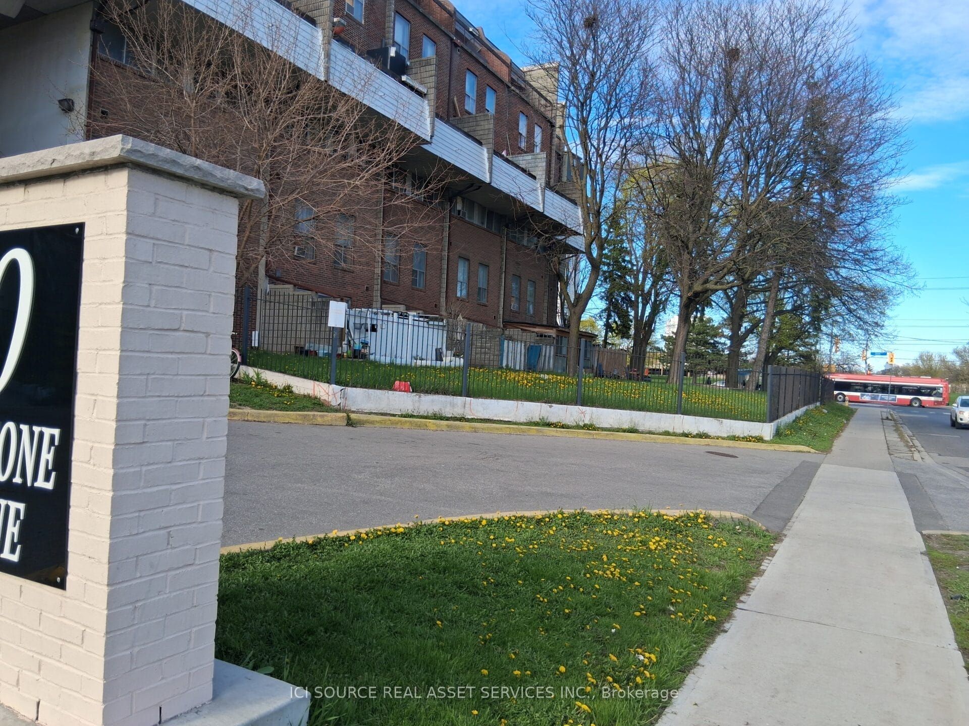 10 Eddystone Avenue 148 Property Photo 3