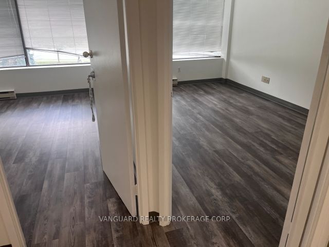5050 Dufferin Street 206 Property Photo 7