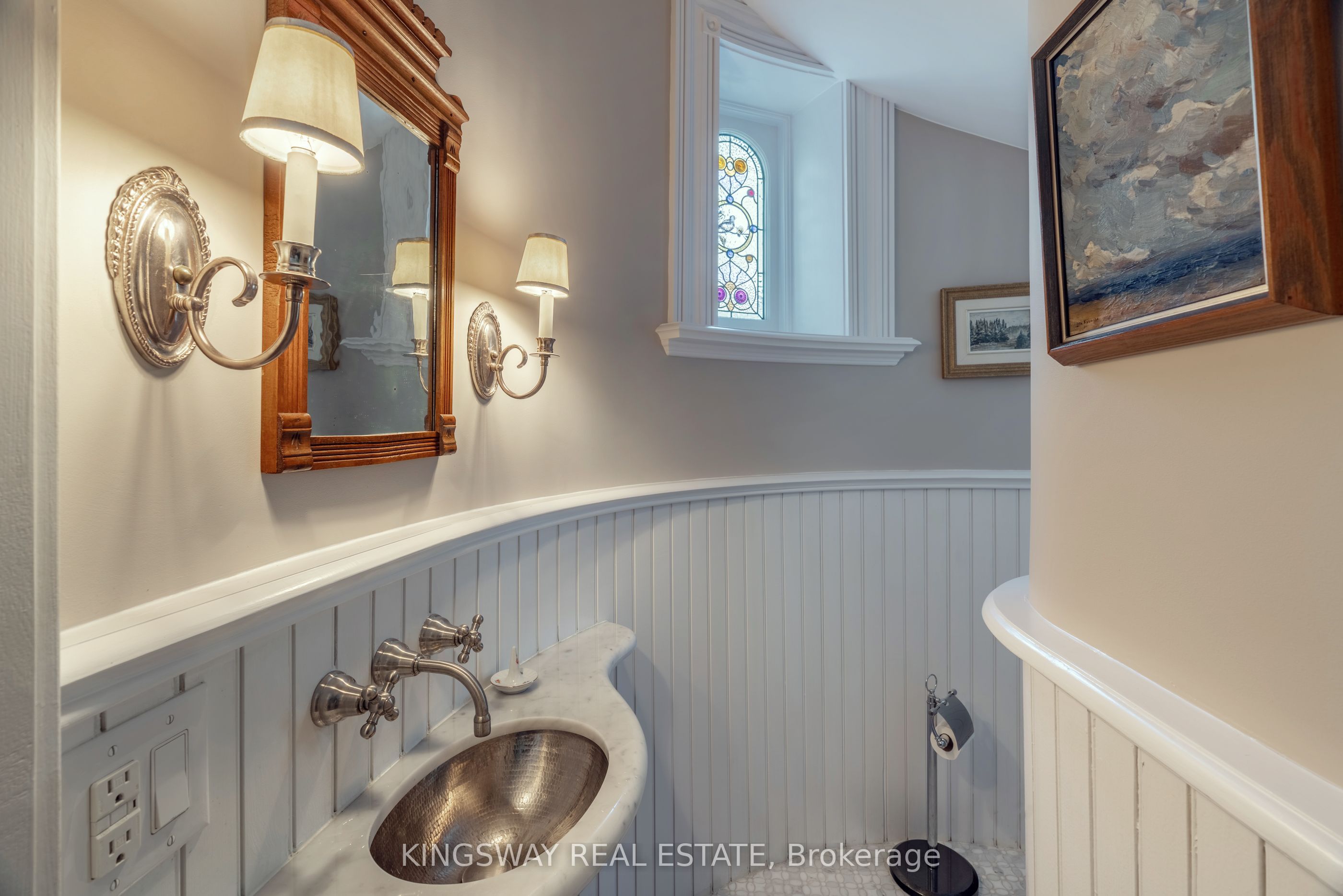 166 High Park Avenue Property Photo 9