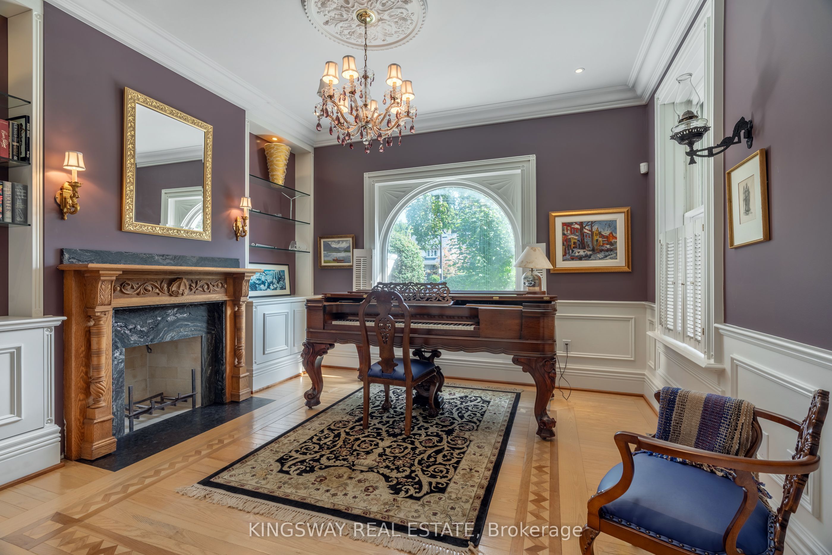 166 High Park Avenue Property Photo 11