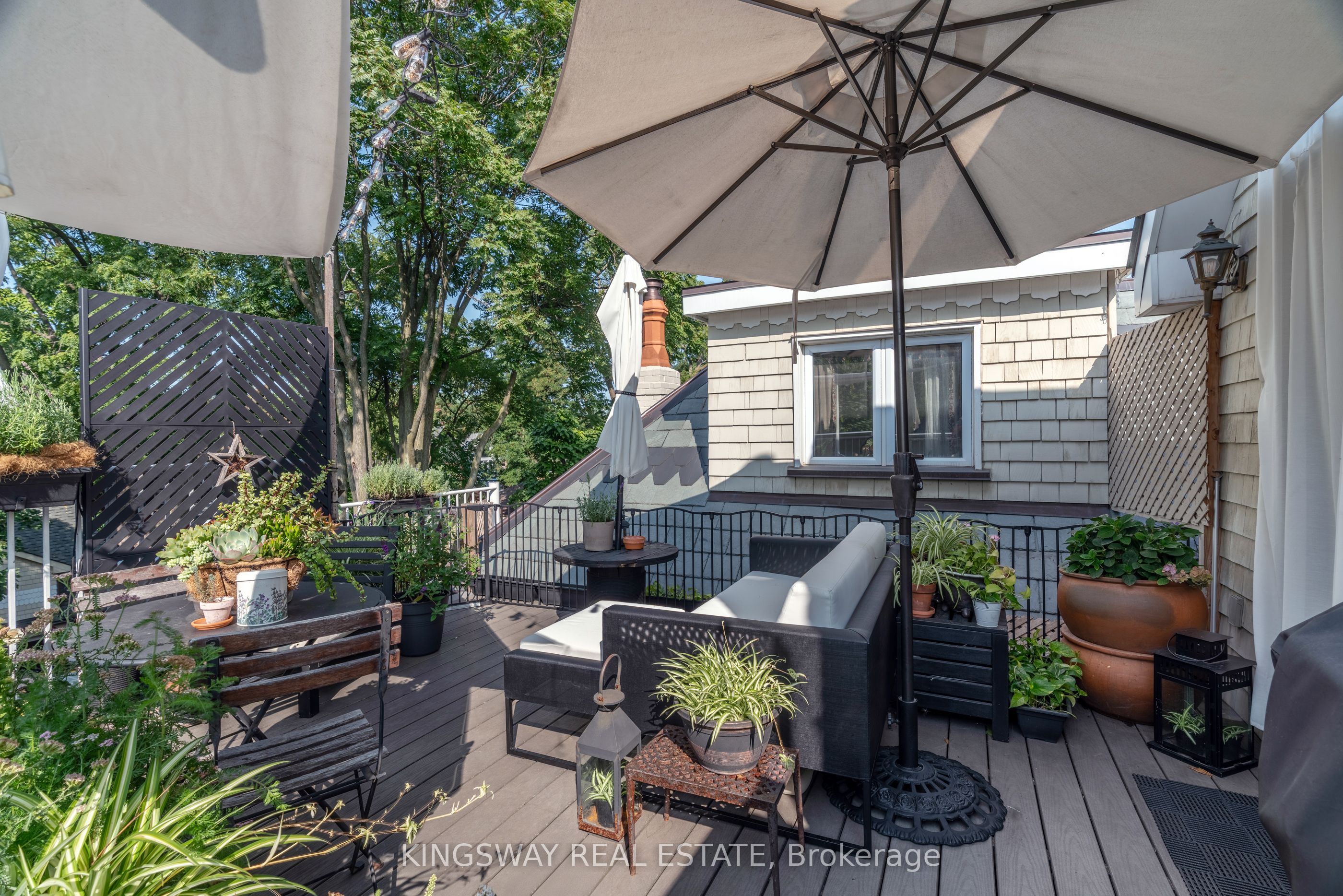 166 High Park Avenue Property Photo 34