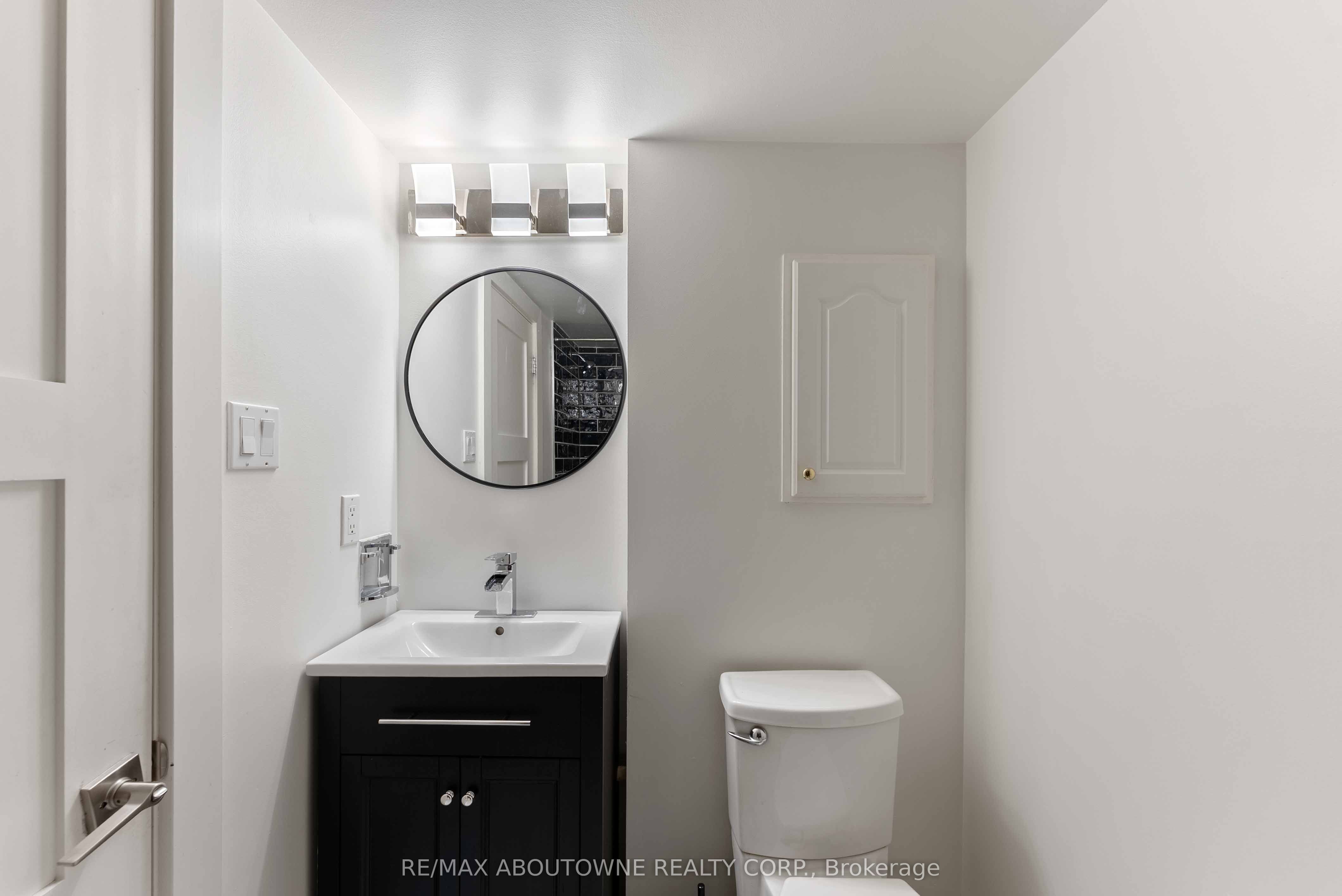 1110 Walden Circle 903 Property Photo 18