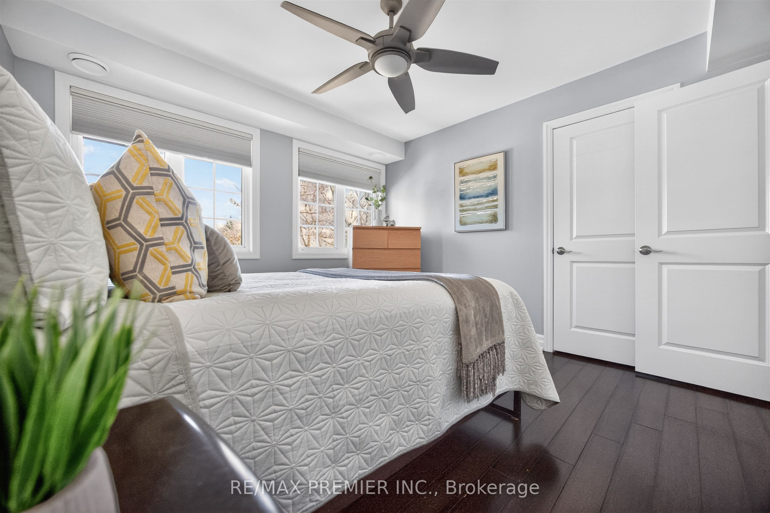 19 Park Lane Property Photo 17