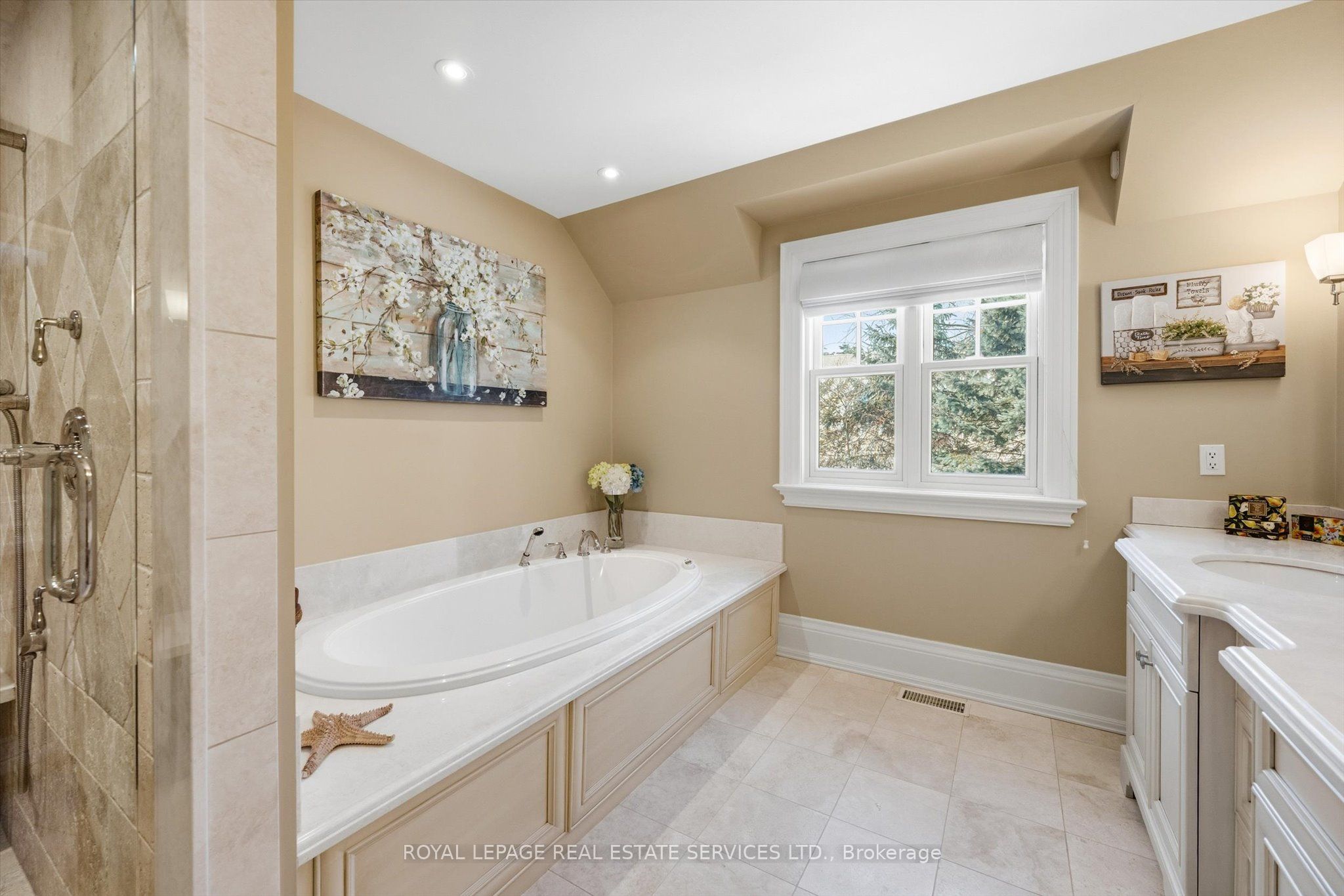 1049 Cedar Grove Boulevard Property Photo 26