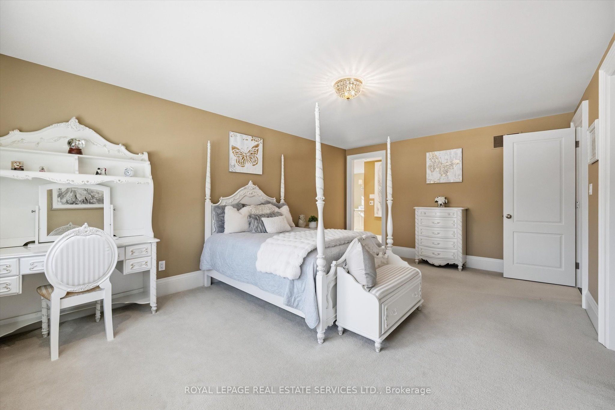 1049 Cedar Grove Boulevard Property Photo 35