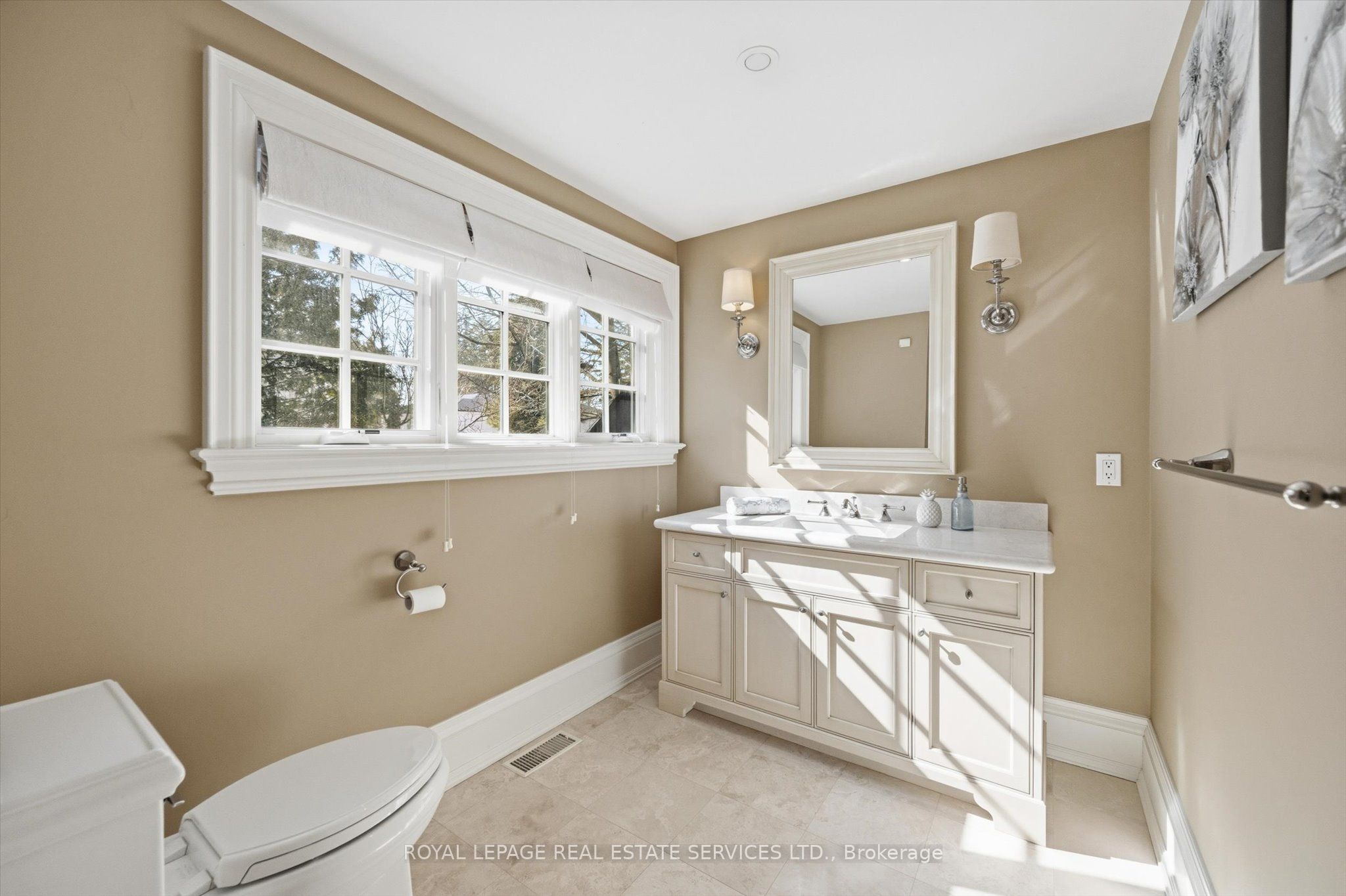 1049 Cedar Grove Boulevard Property Photo 36