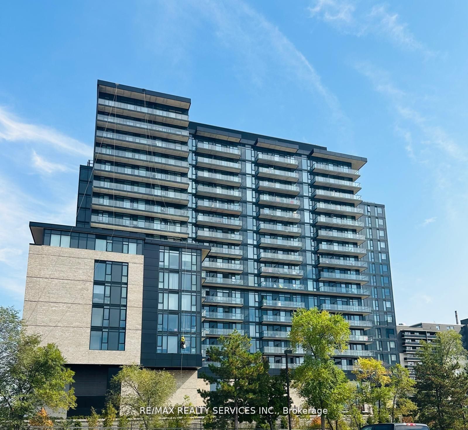 86 Dundas Street E 409 Property Photo 1