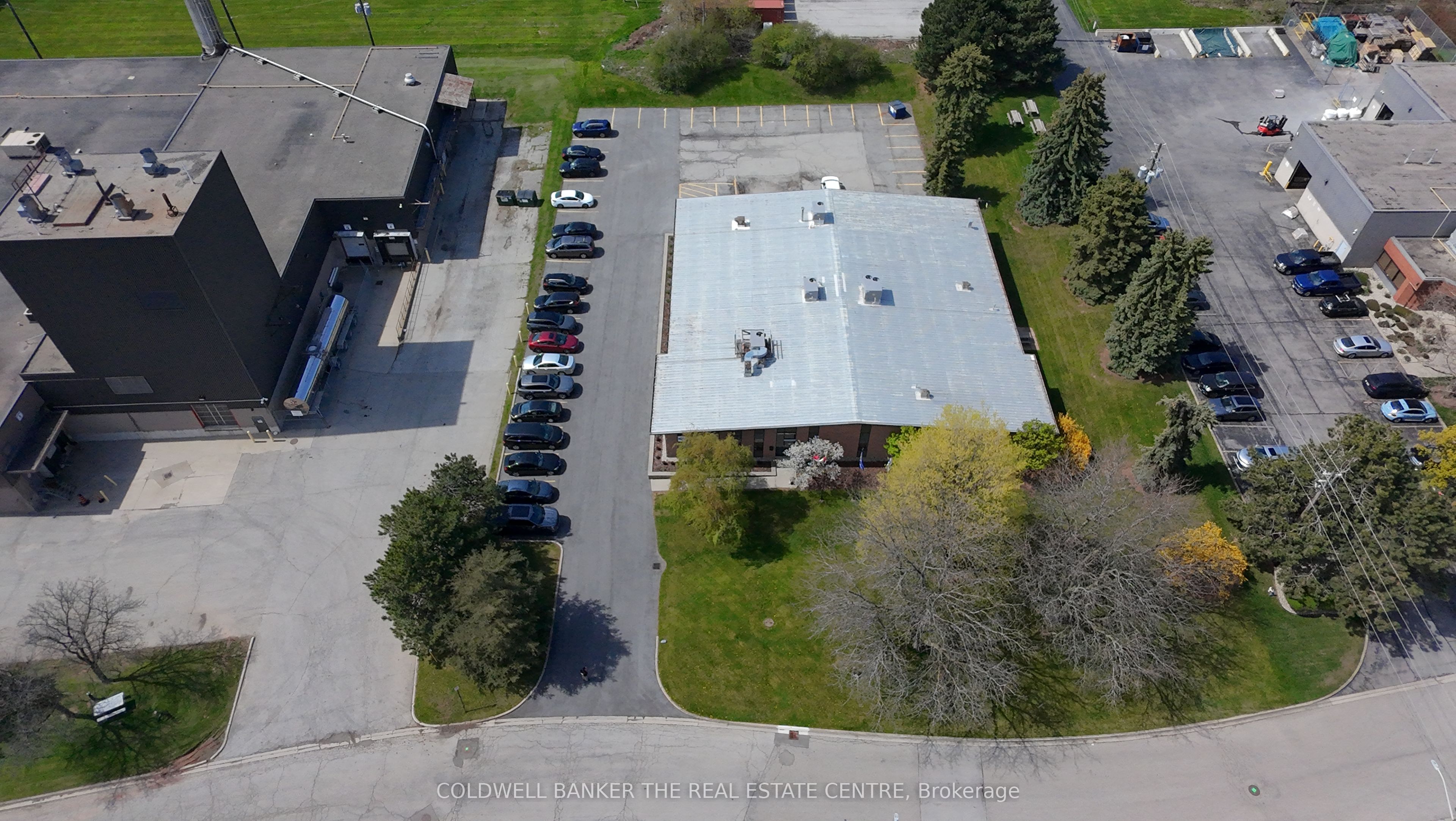 920 Sheldon Court Property Photo 27