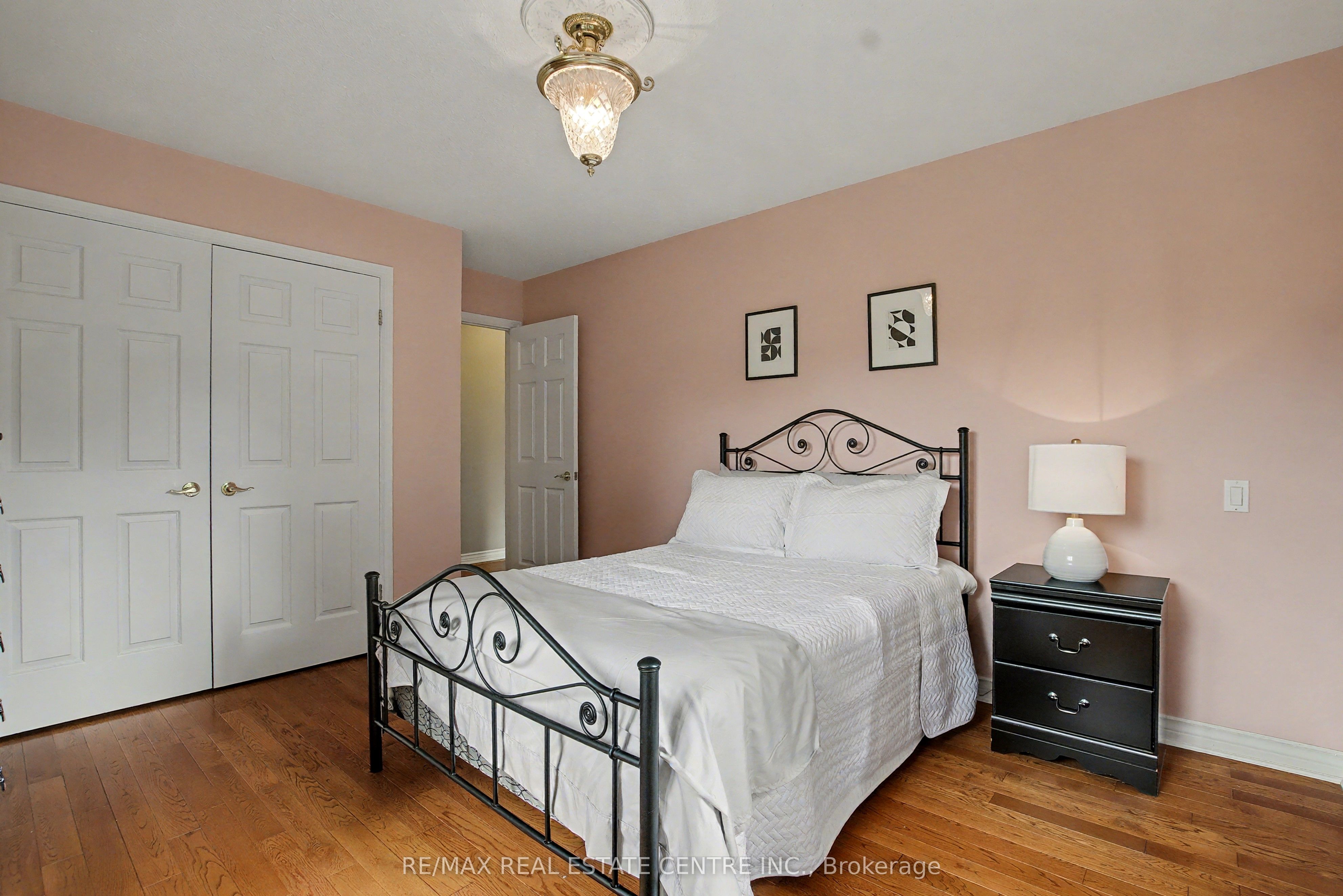 4220 Ennisclare Drive Property Photo 24