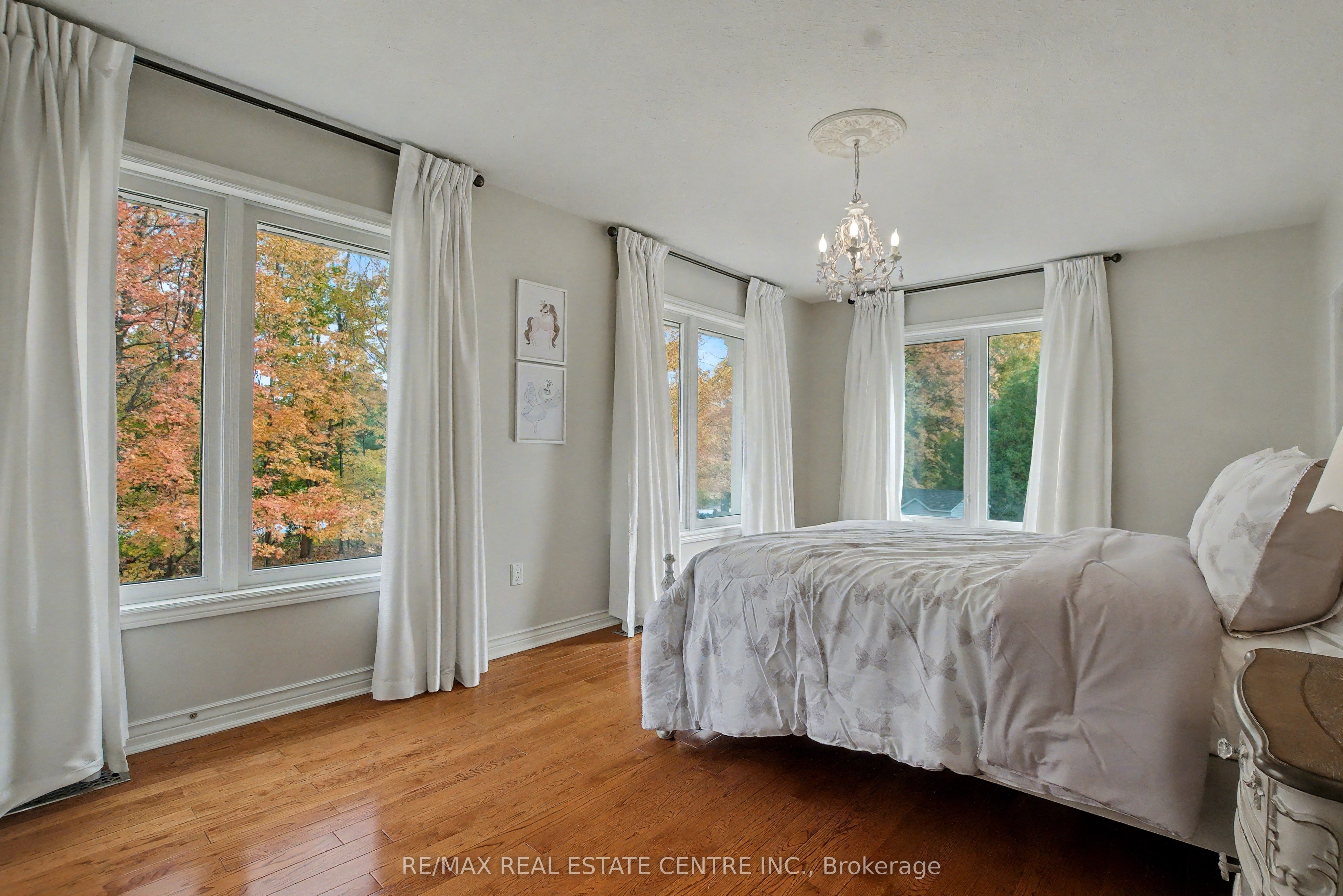 4220 Ennisclare Drive Property Photo 25