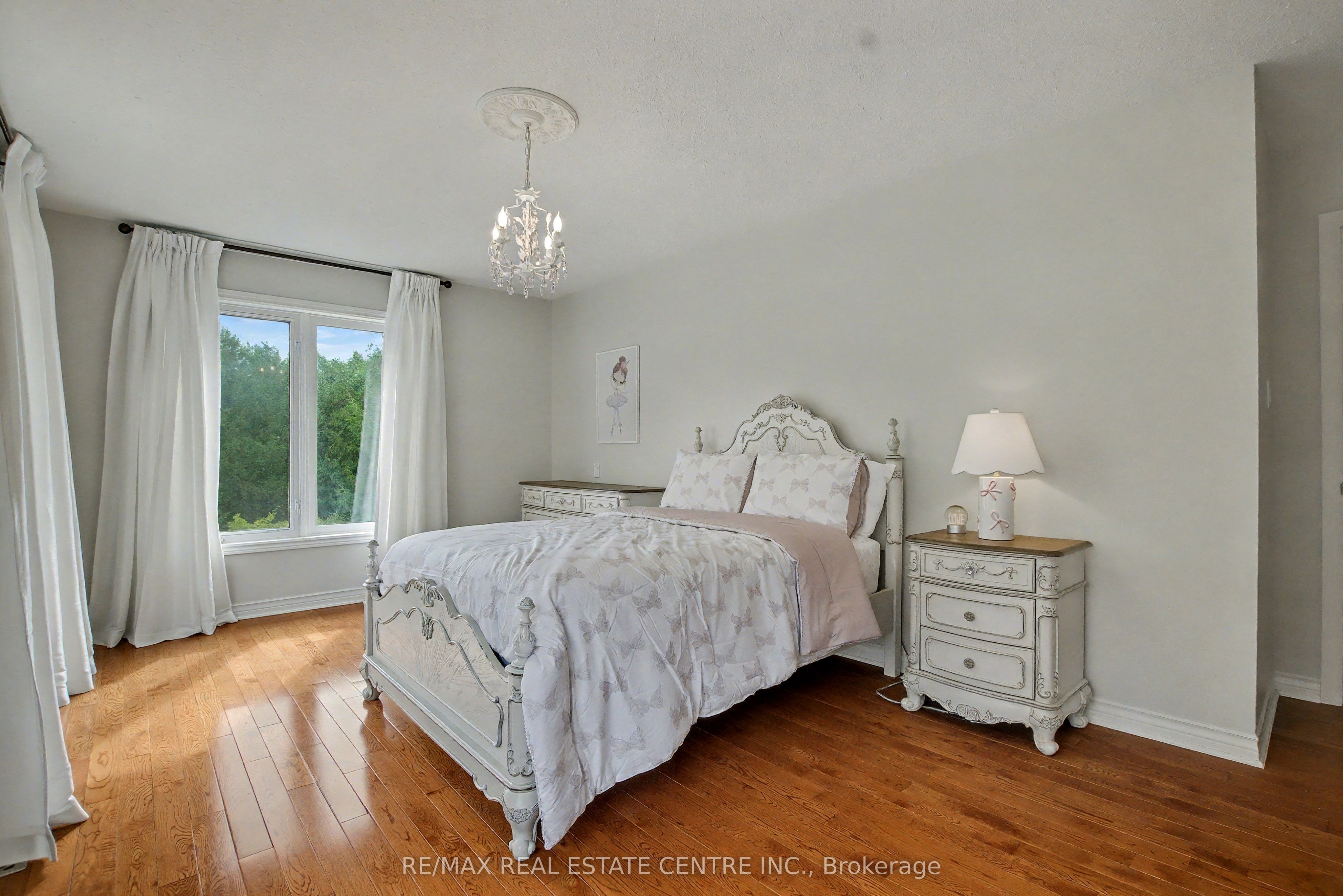 4220 Ennisclare Drive Property Photo 26