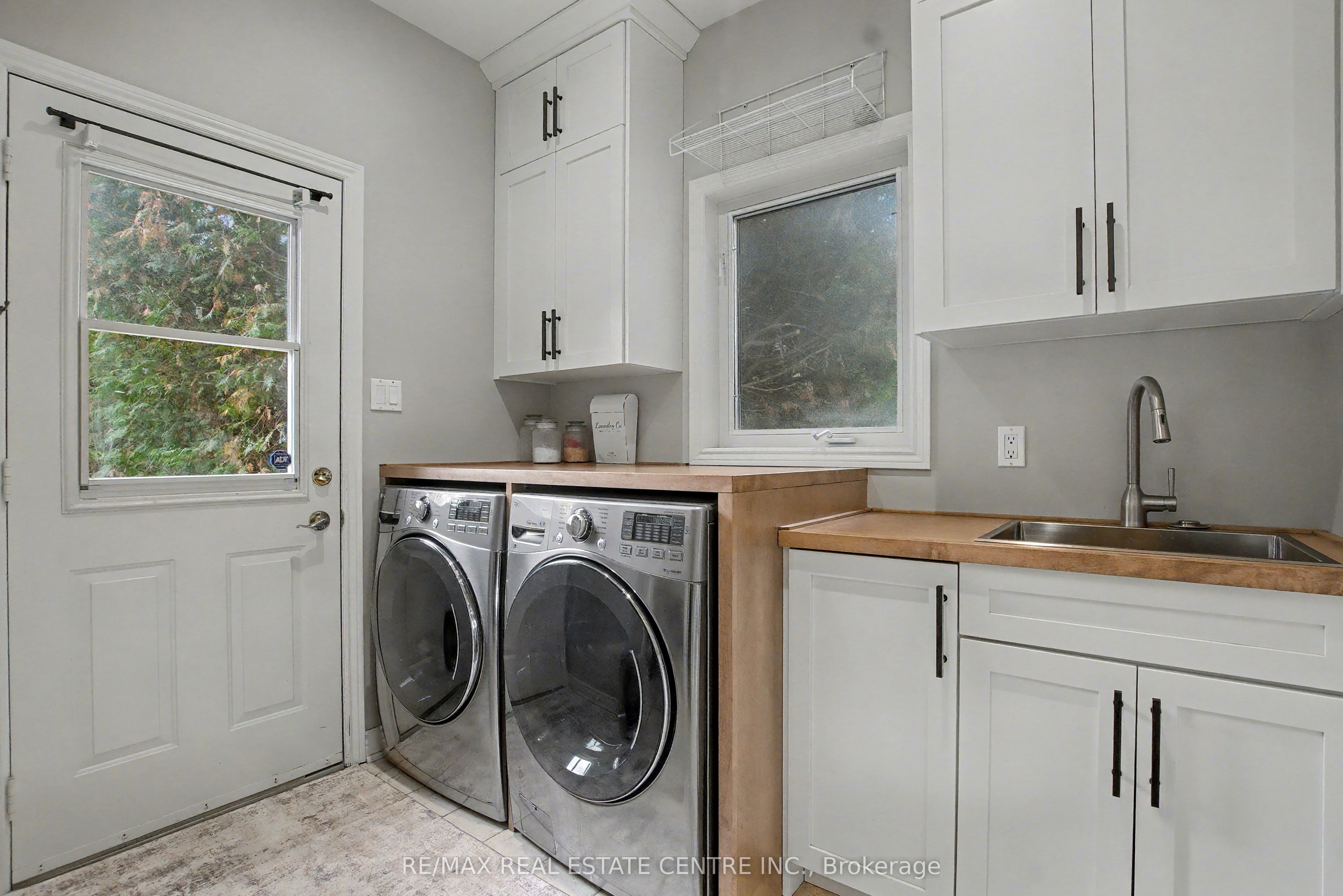 4220 Ennisclare Drive Property Photo 35