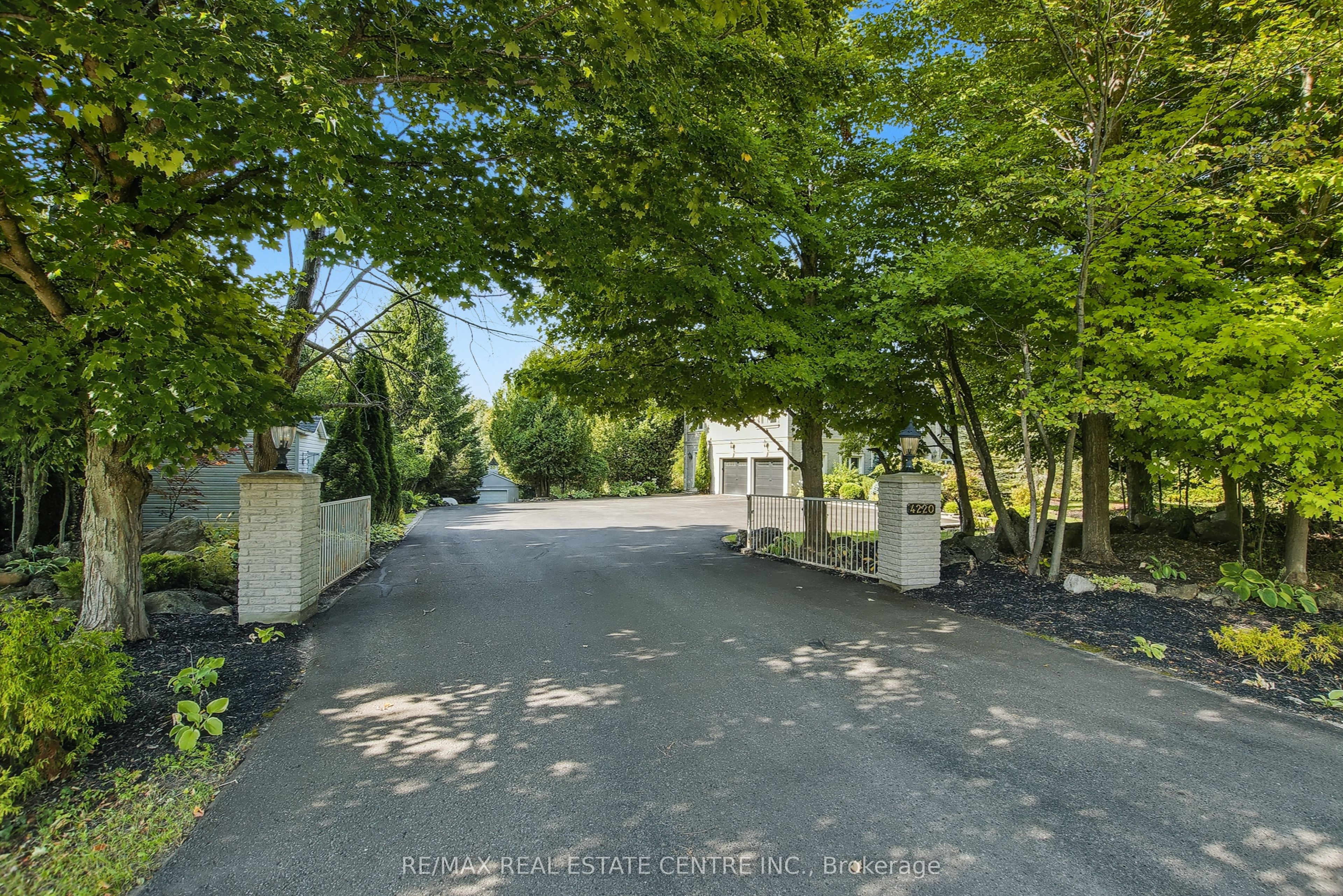 4220 Ennisclare Drive Property Photo 42