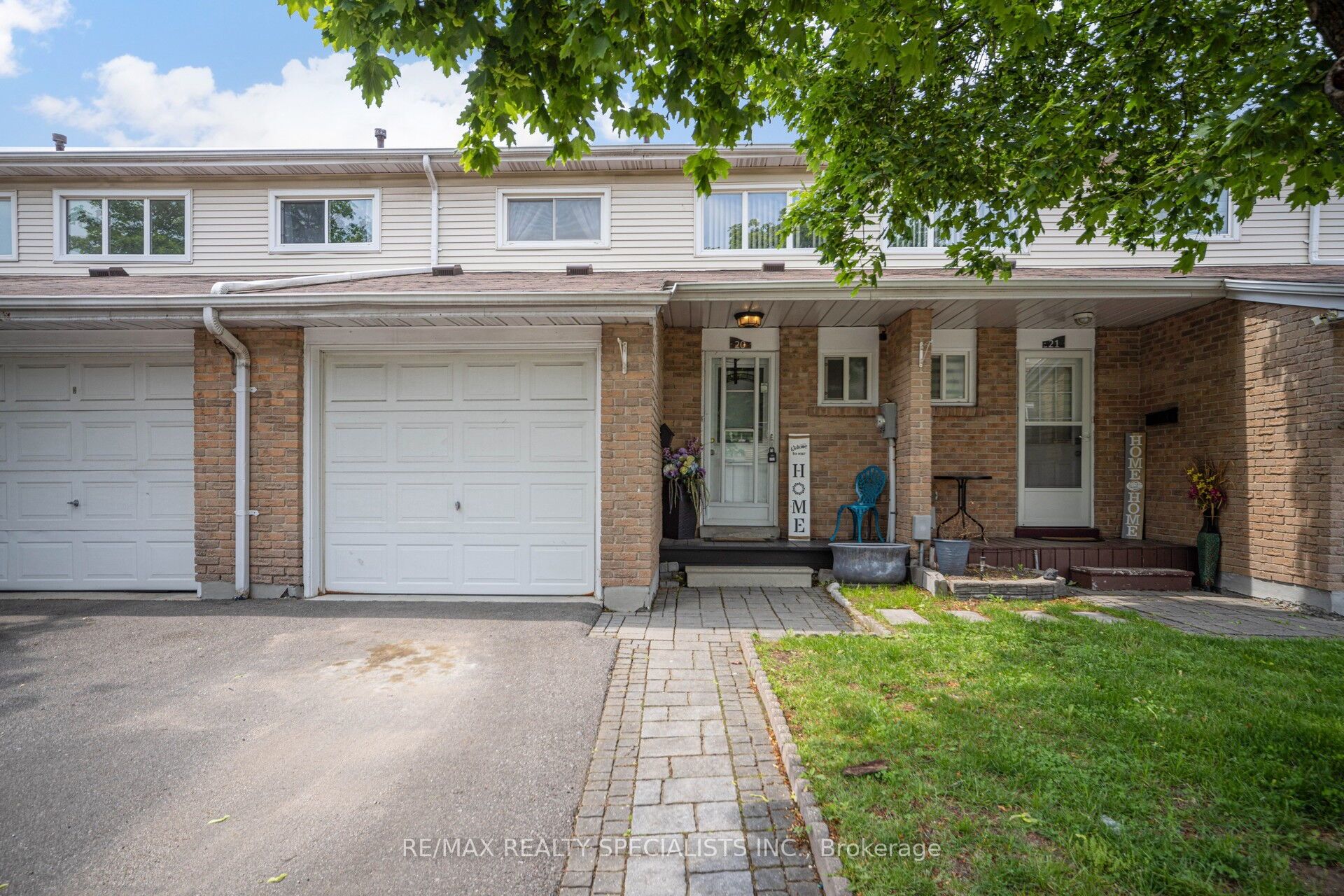 20 Enmount Drive Property Photo 1