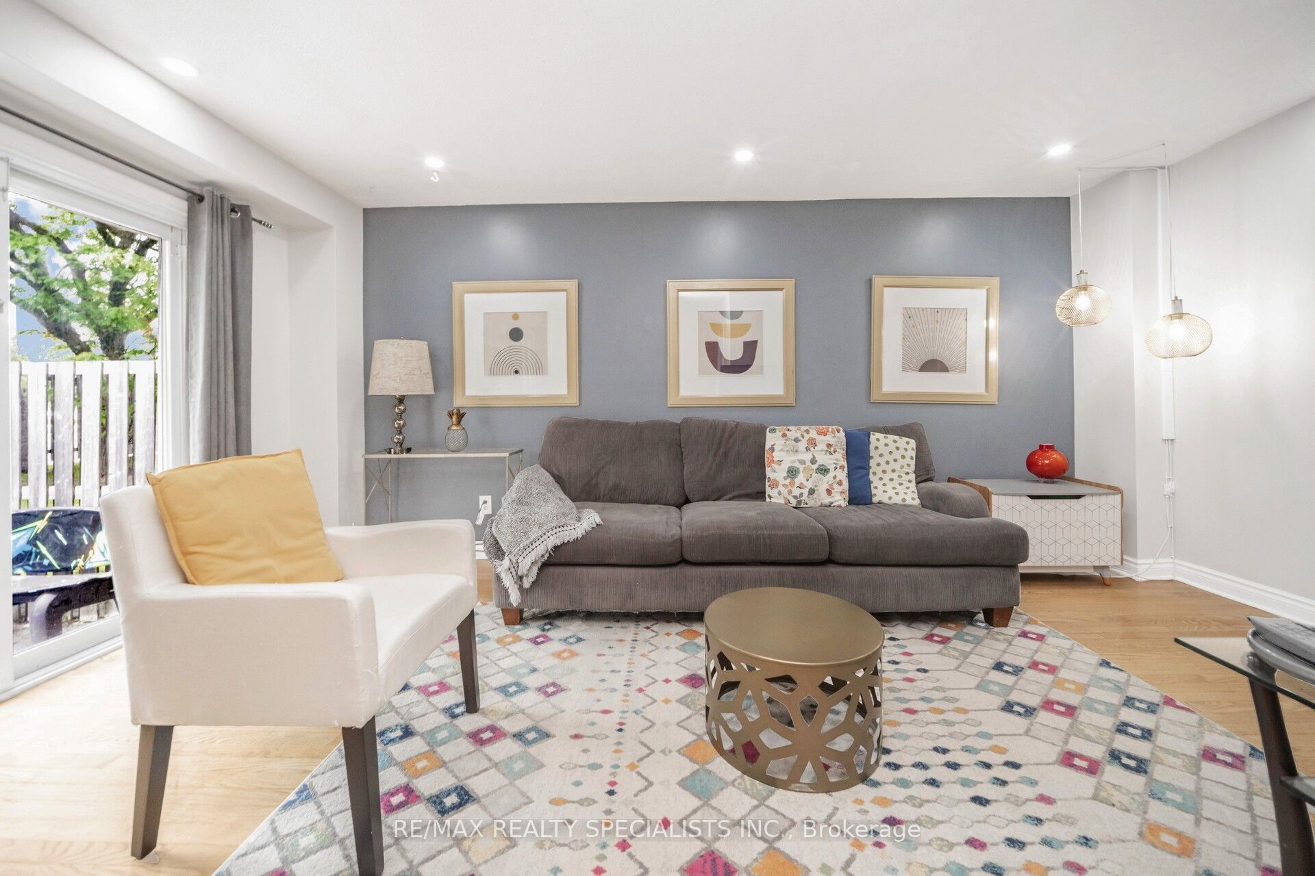 20 Enmount Drive Property Photo 2