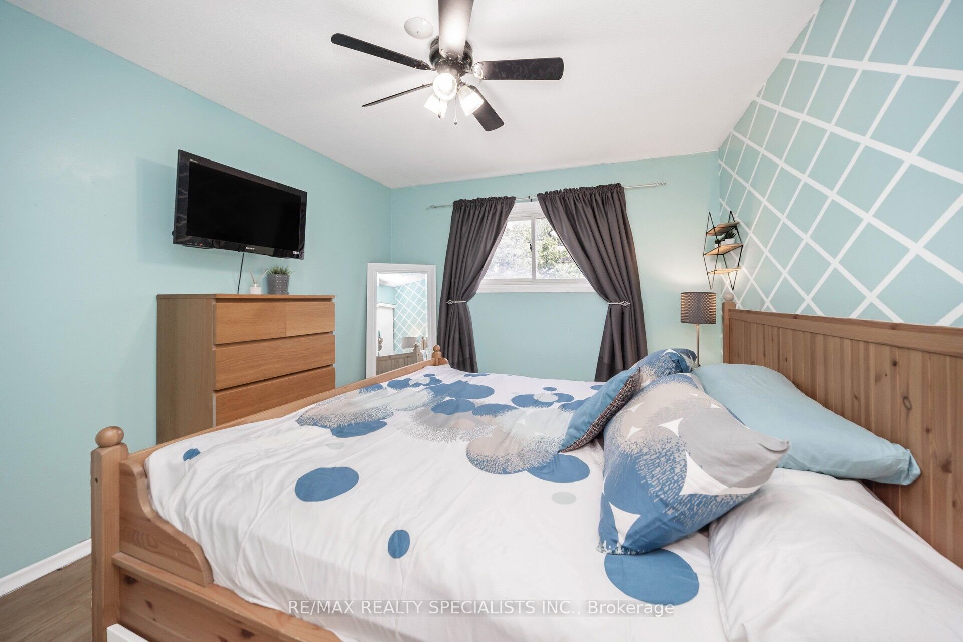 20 Enmount Drive Property Photo 24