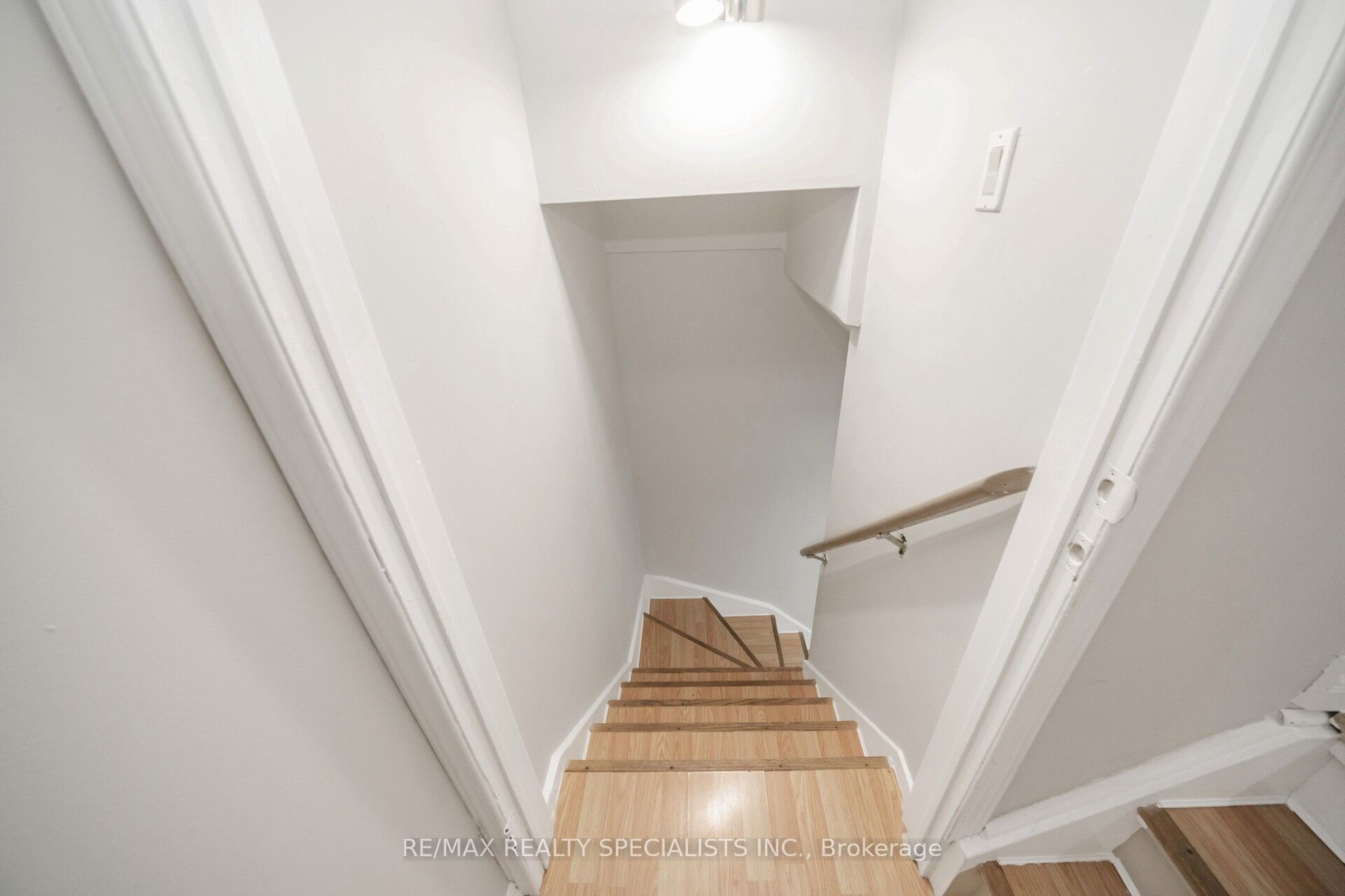 20 Enmount Drive Property Photo 32