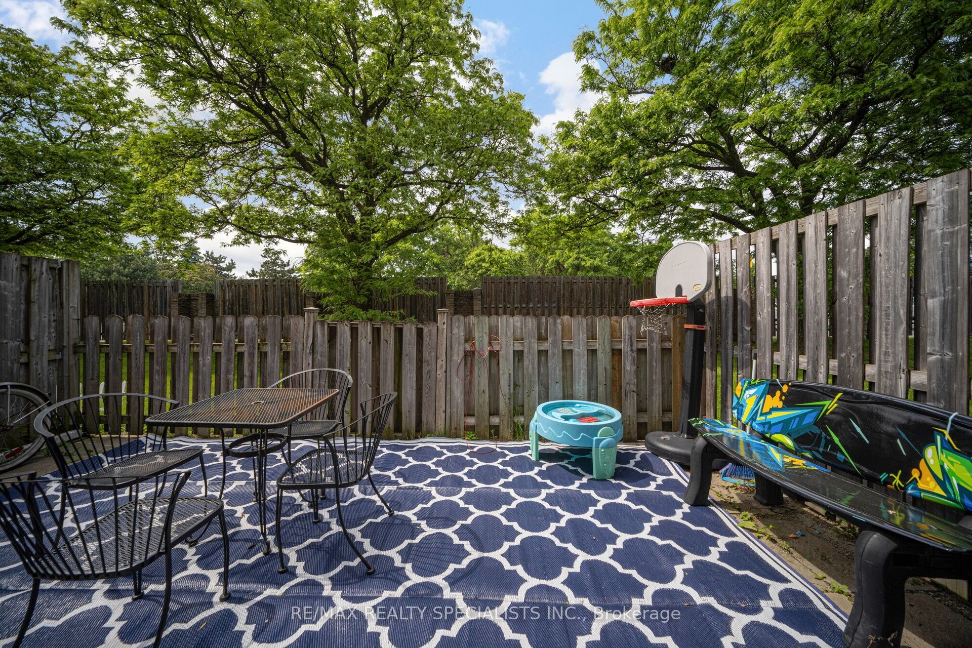 20 Enmount Drive Property Photo 39