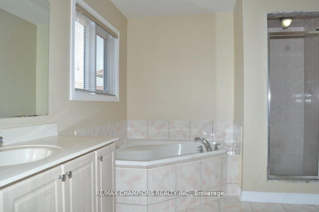 104 Masters Green Crescent Property Photo 15