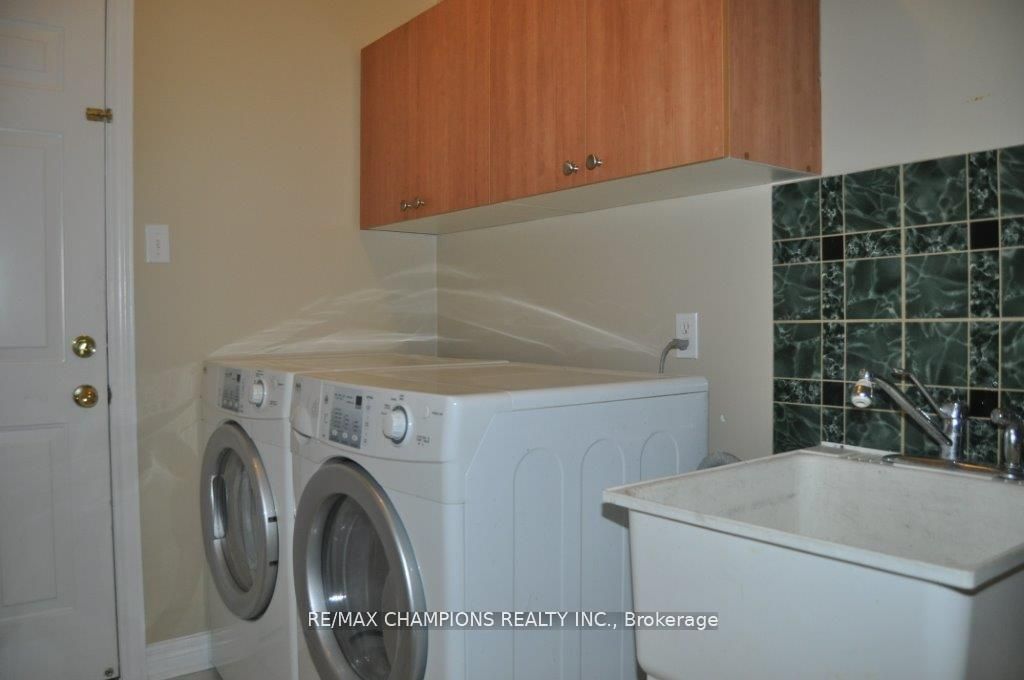 104 Masters Green Crescent Property Photo 19