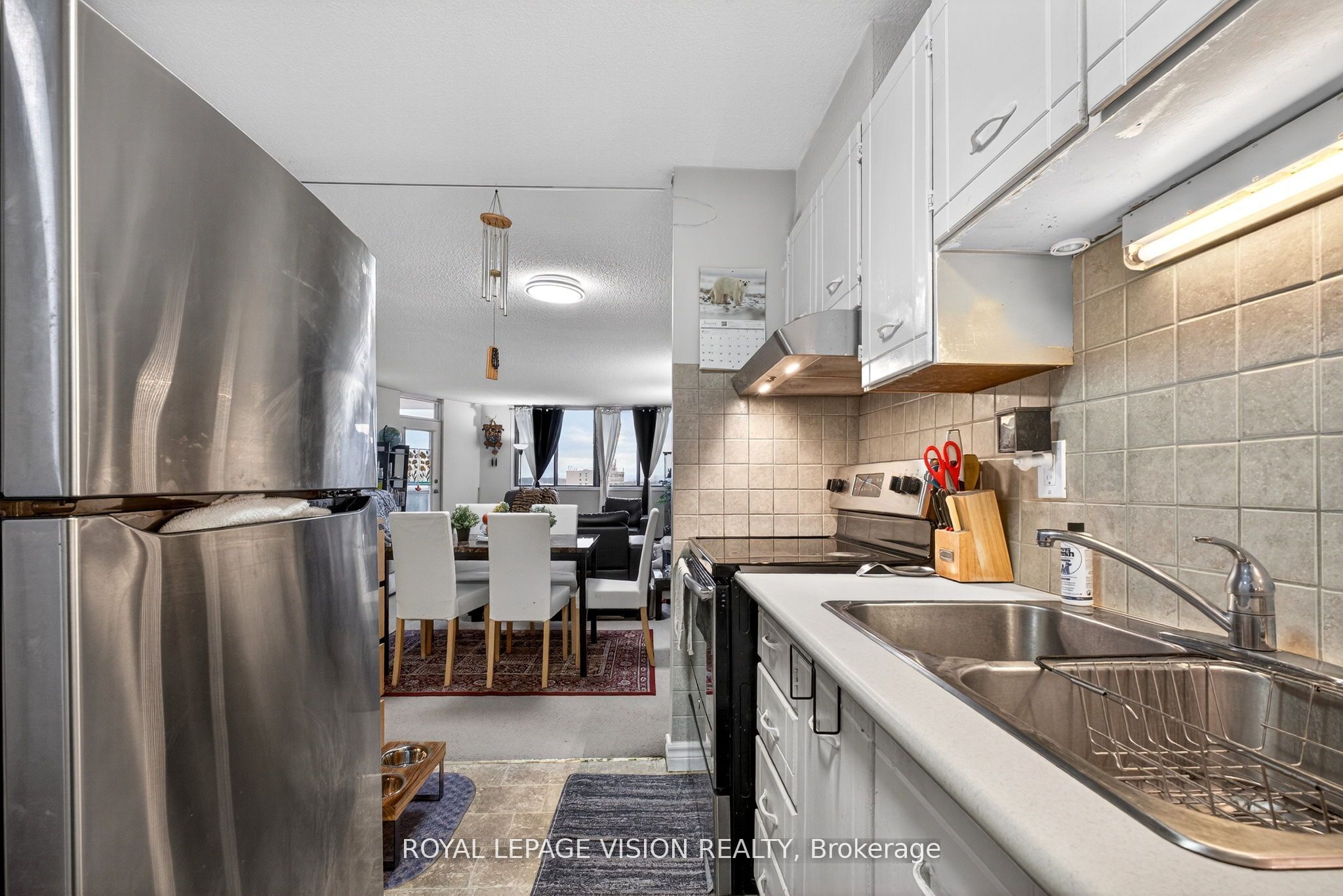 81 Millside Drive 1002 Property Photo 16
