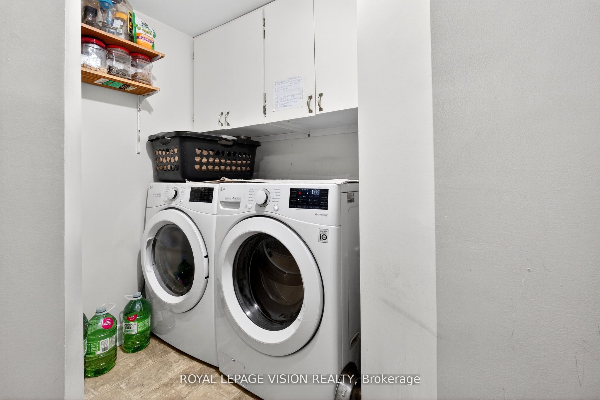 81 Millside Drive 1002 Property Photo 29
