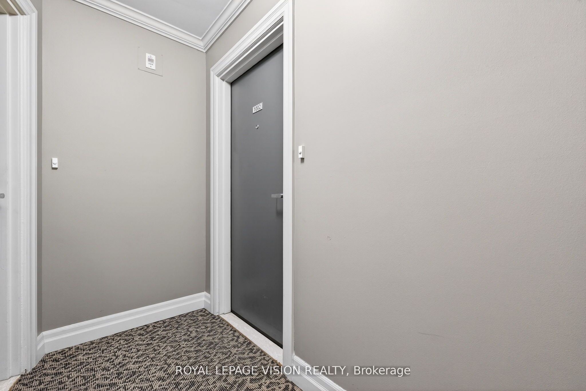 81 Millside Drive 1002 Property Photo 33