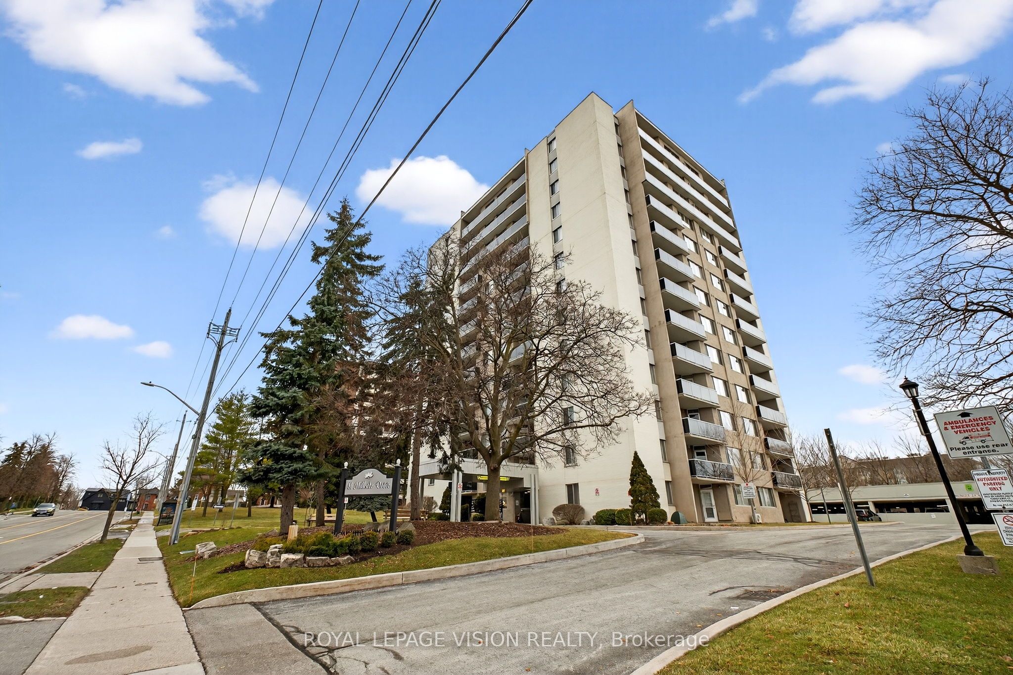 81 Millside Drive 1002 Property Photo 45