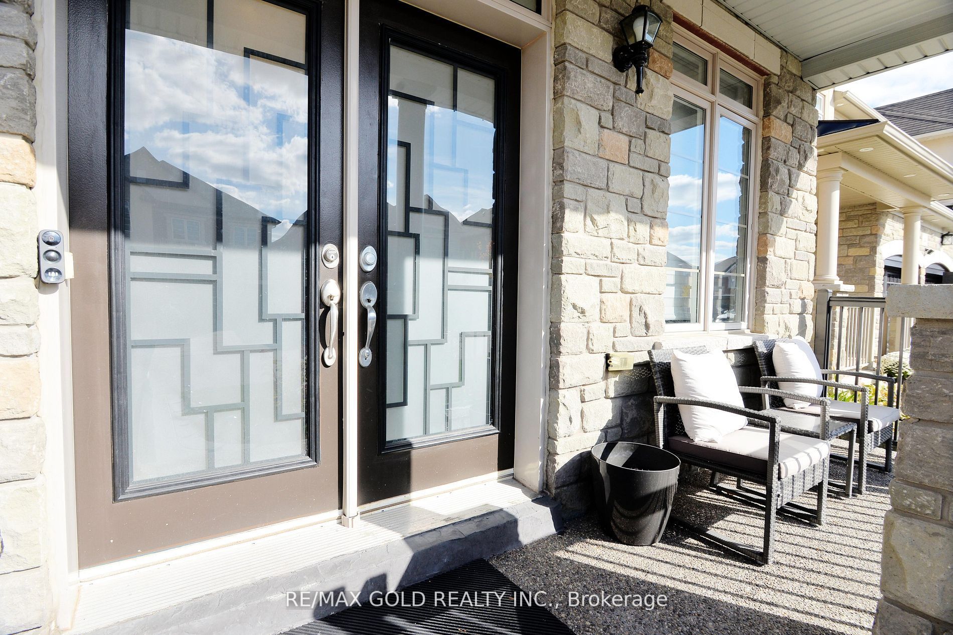 42 Brookwater Crescent Property Photo 3