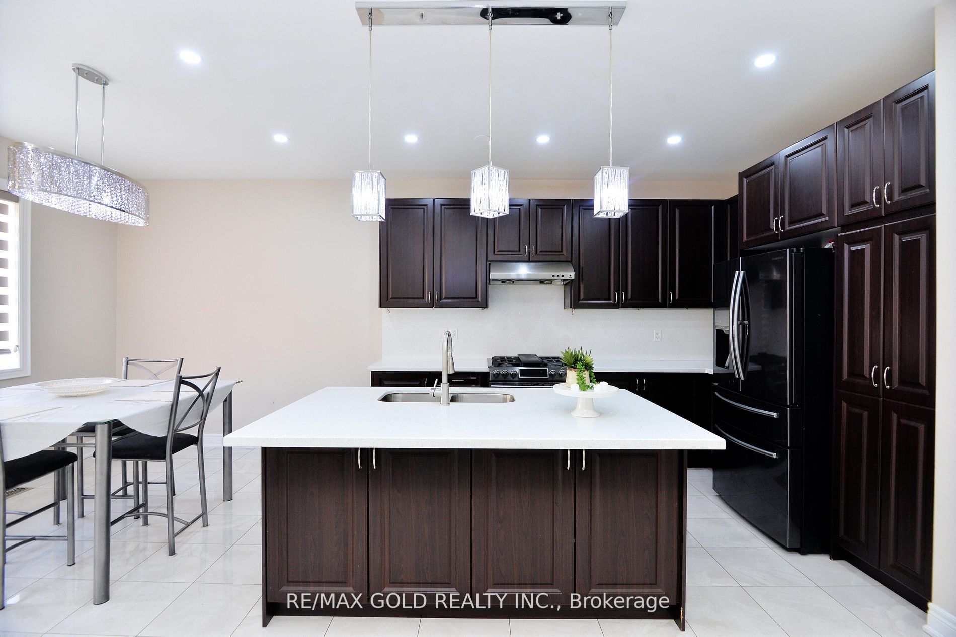 42 Brookwater Crescent Property Photo 10