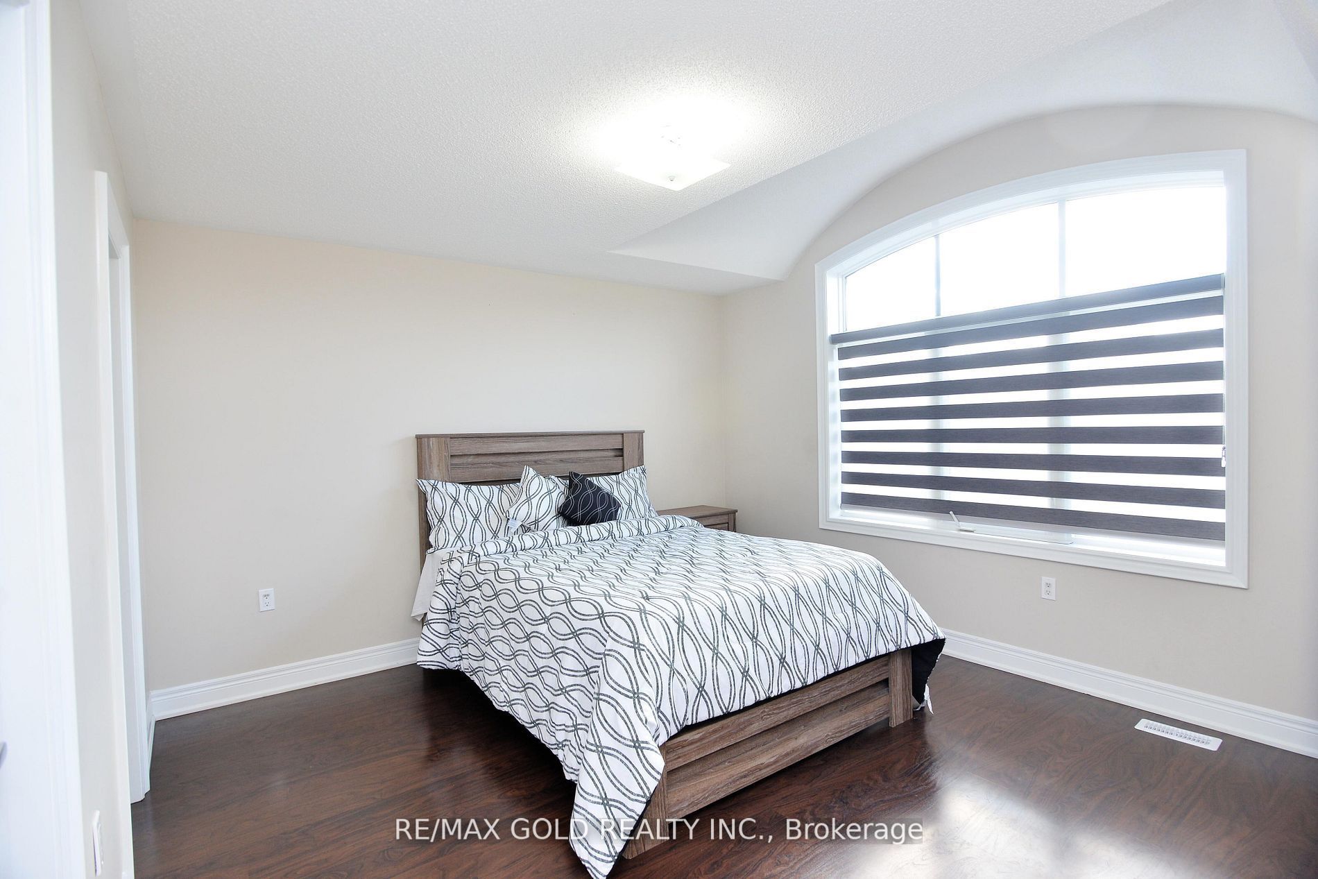 42 Brookwater Crescent Property Photo 26