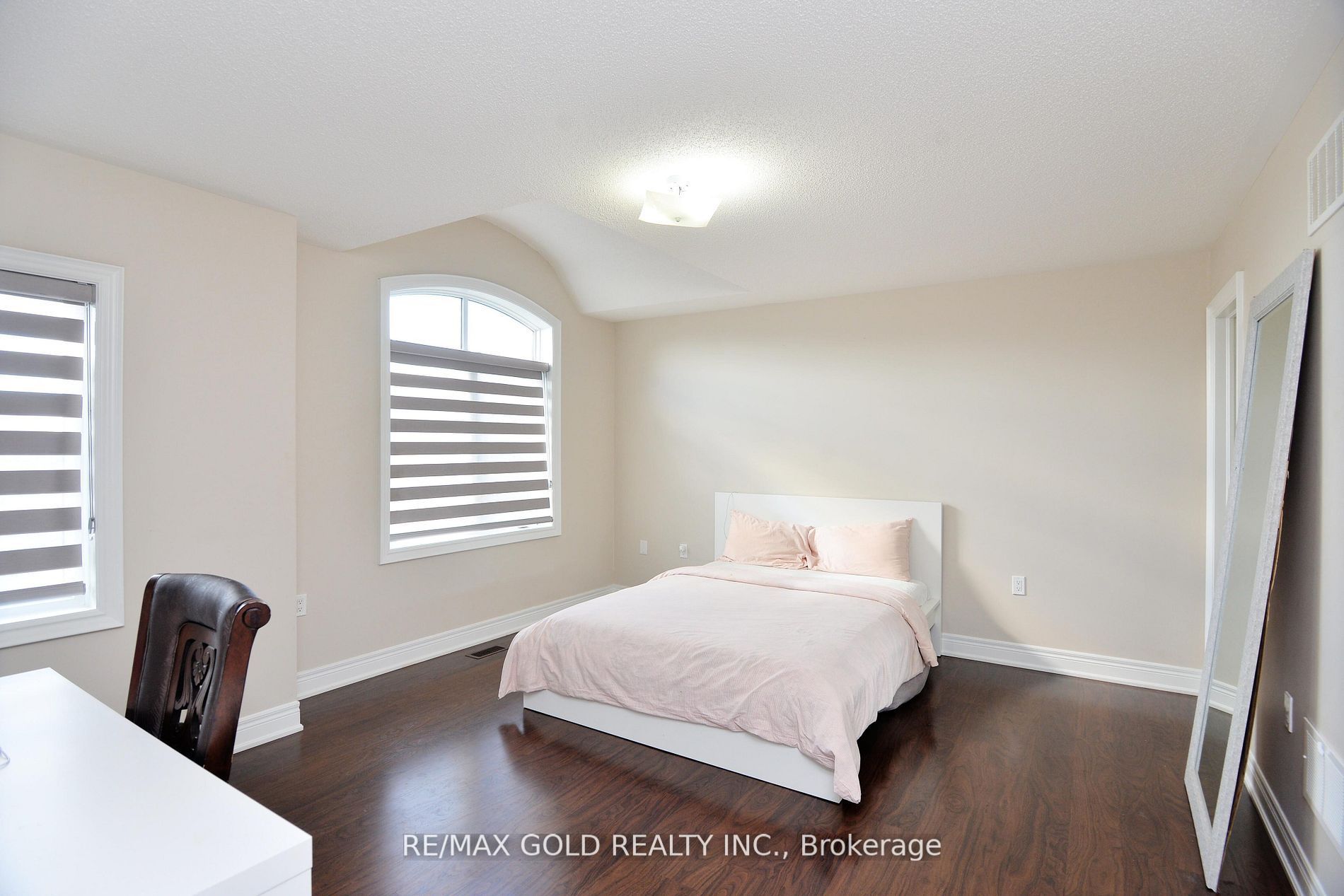 42 Brookwater Crescent Property Photo 27