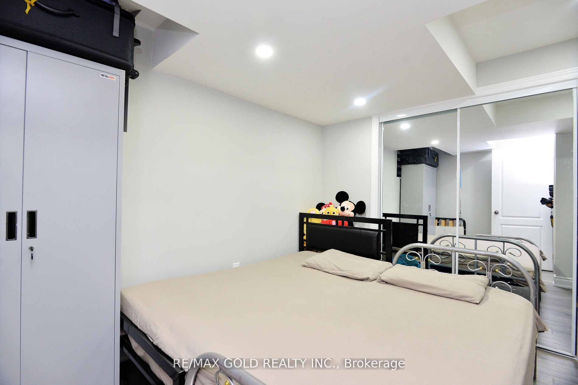 42 Brookwater Crescent Property Photo 34