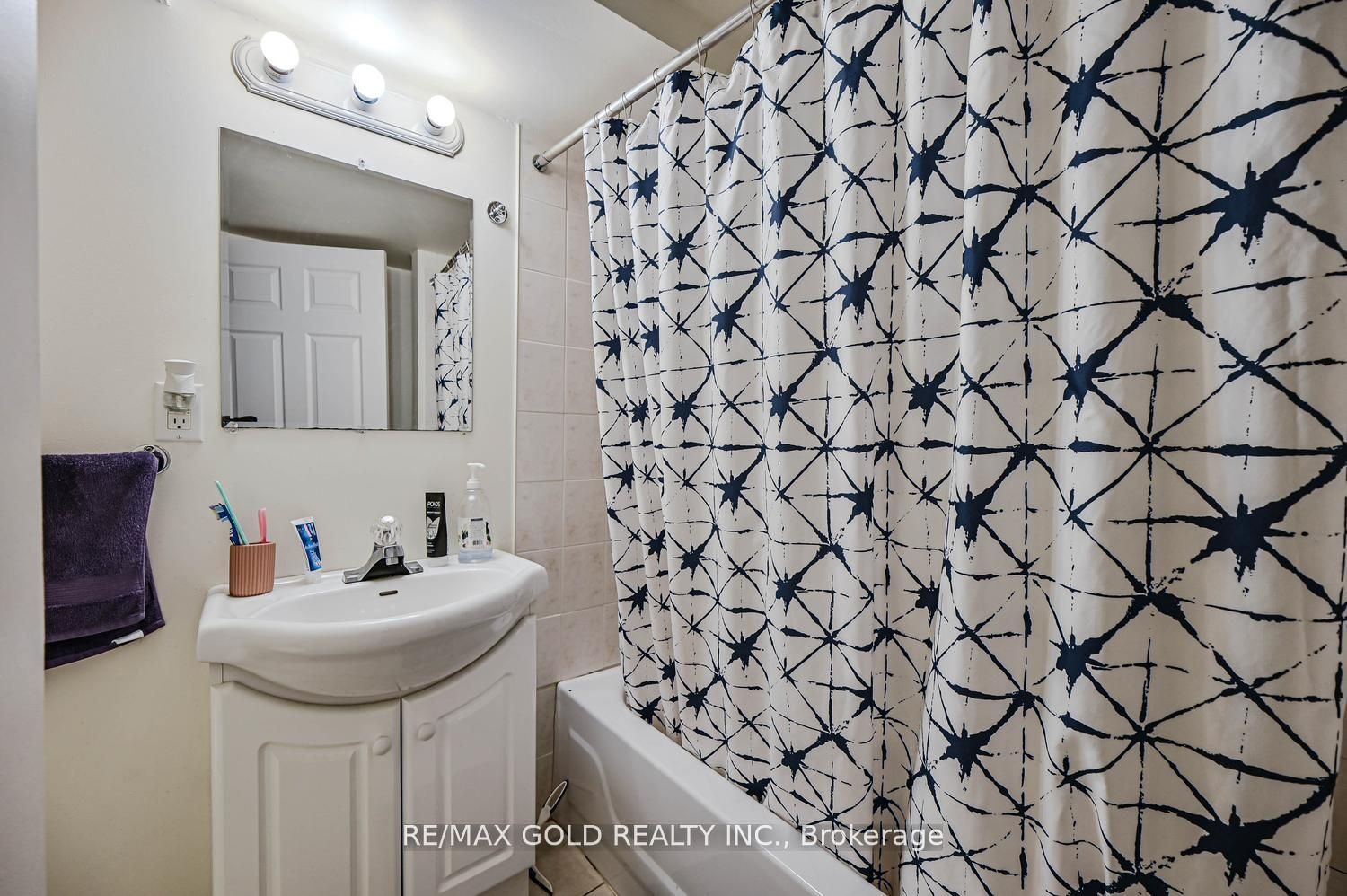 30 Wickstead Court Property Photo 45