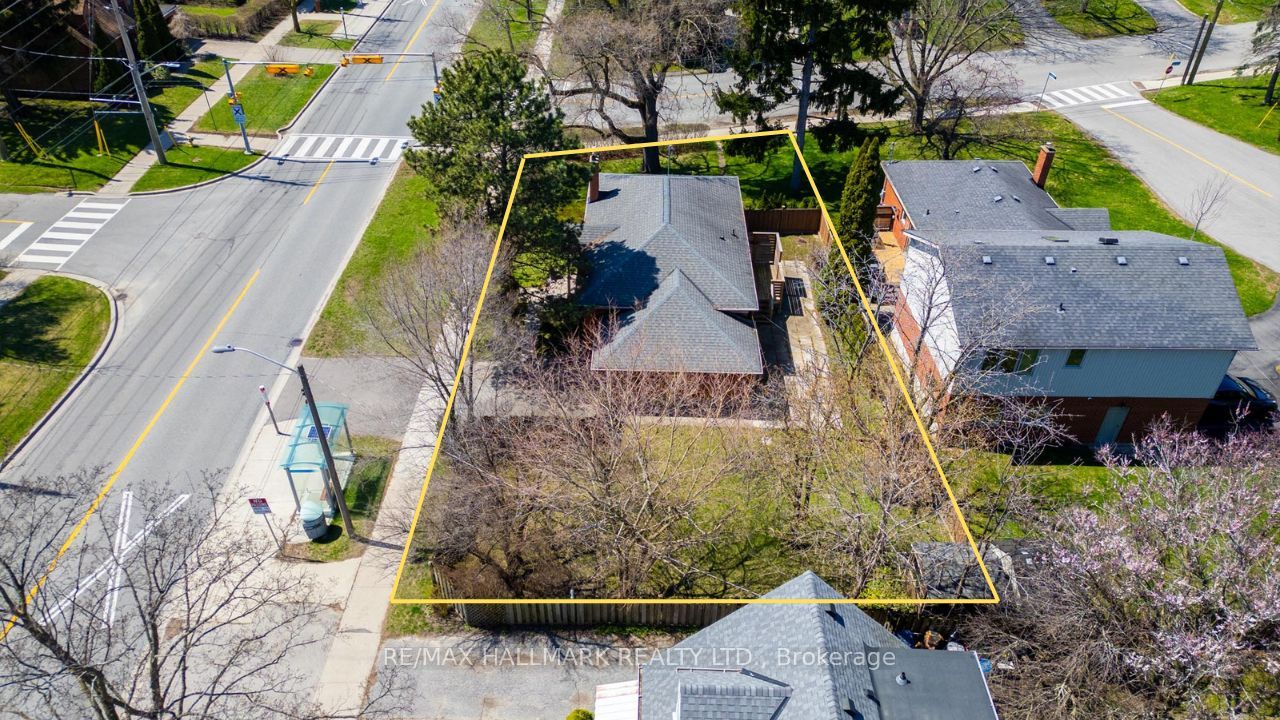 200 Berry Road Property Photo 4