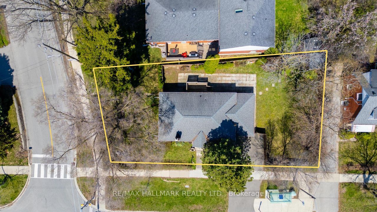 200 Berry Road Property Photo 5