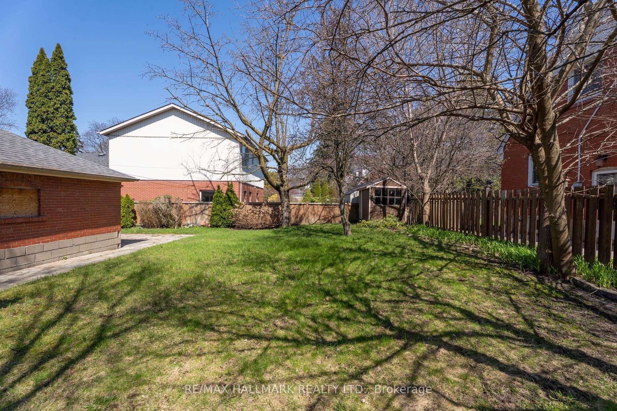 200 Berry Road Property Photo 11