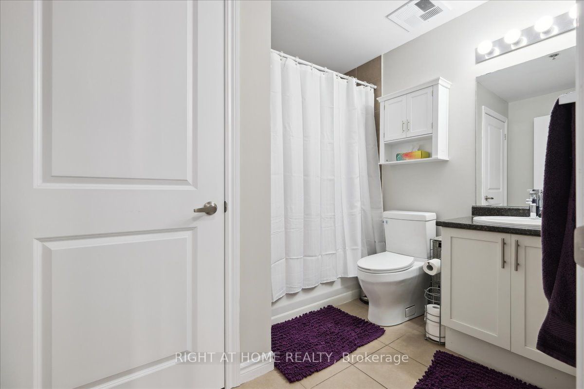 2490 Old Bronte Road 301 Property Photo 19