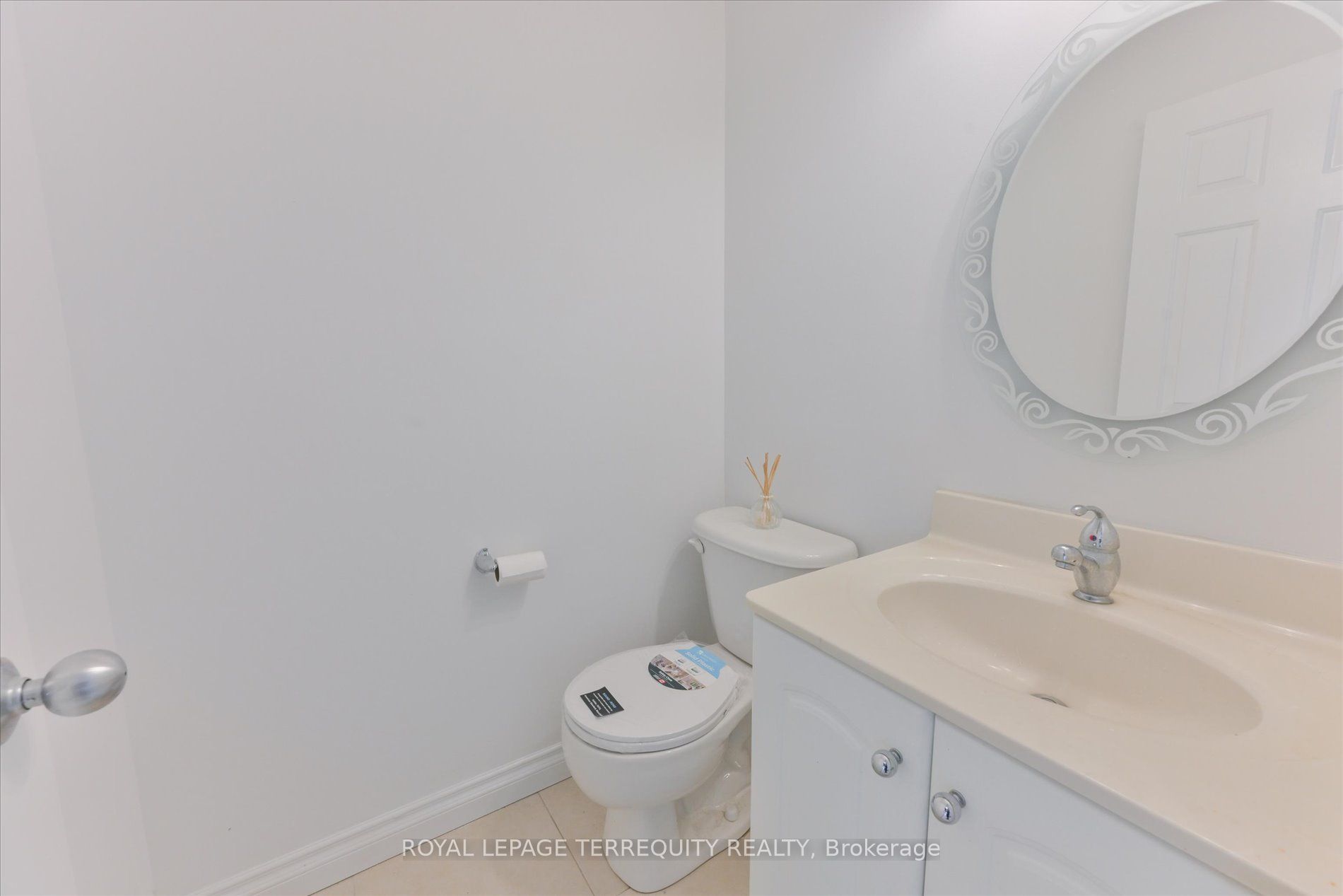 2216 Dunvegan Avenue Property Photo 18