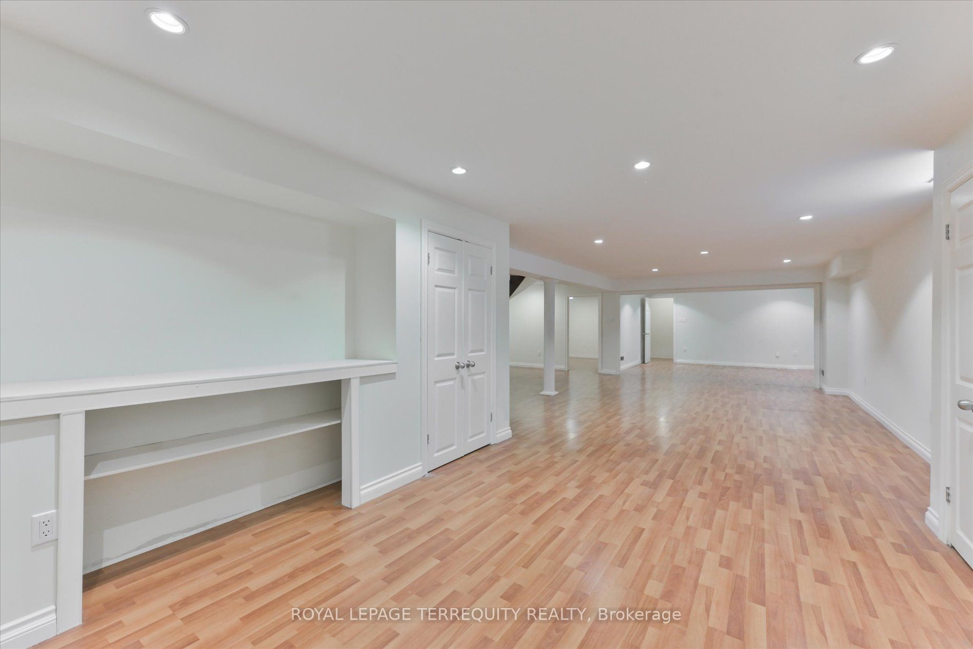 2216 Dunvegan Avenue Property Photo 32