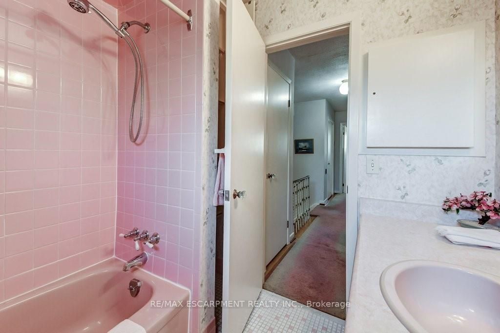 4356 Dublin Crescent Property Photo 29
