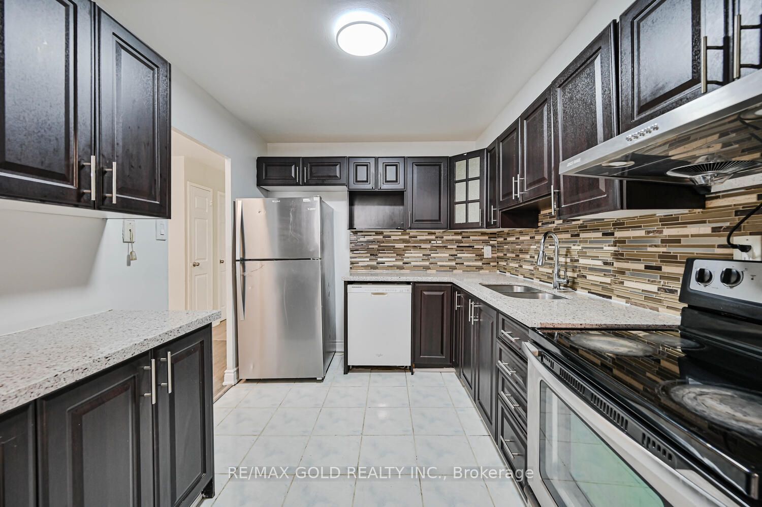 60 Stevenson Road 207 Property Photo 15