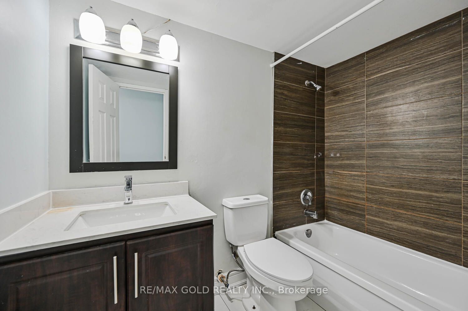 60 Stevenson Road 207 Property Photo 34