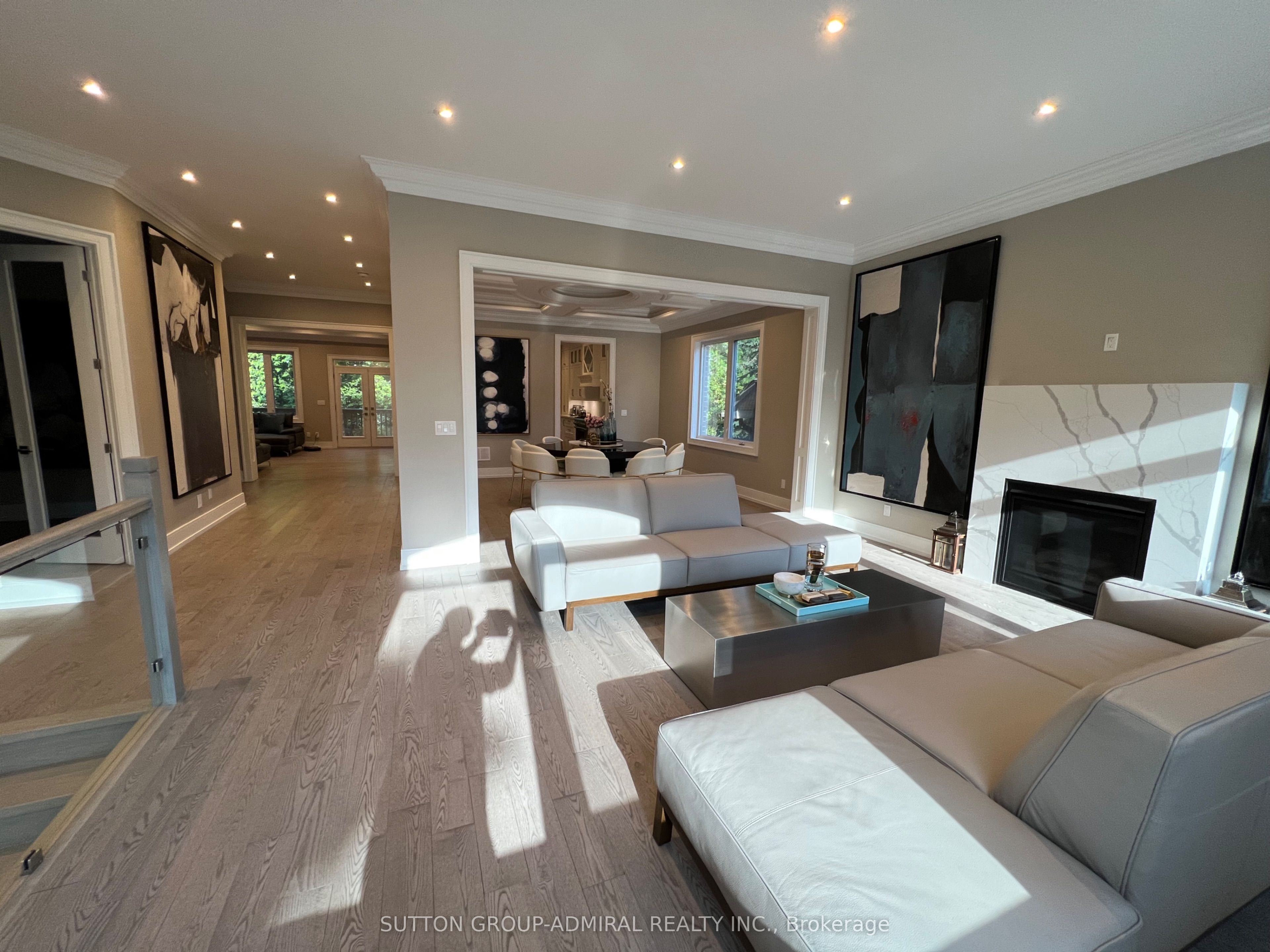 1060 Kipling Avenue Property Photo 6